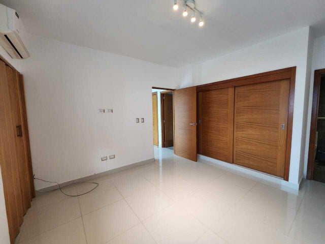 apartamentos - Apartamento en Venta Piantini 4