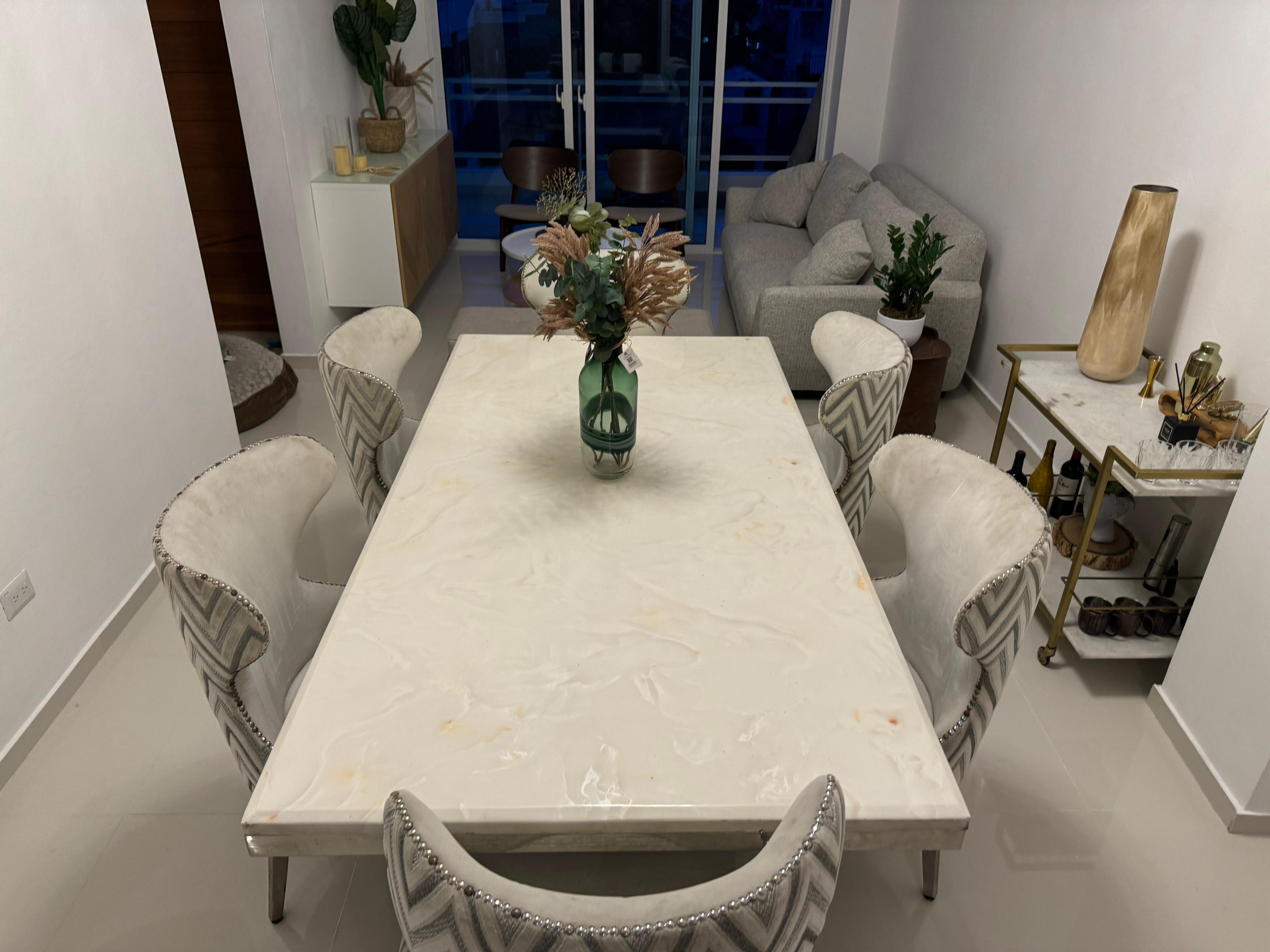 muebles y colchones - Comedor de mármol 
