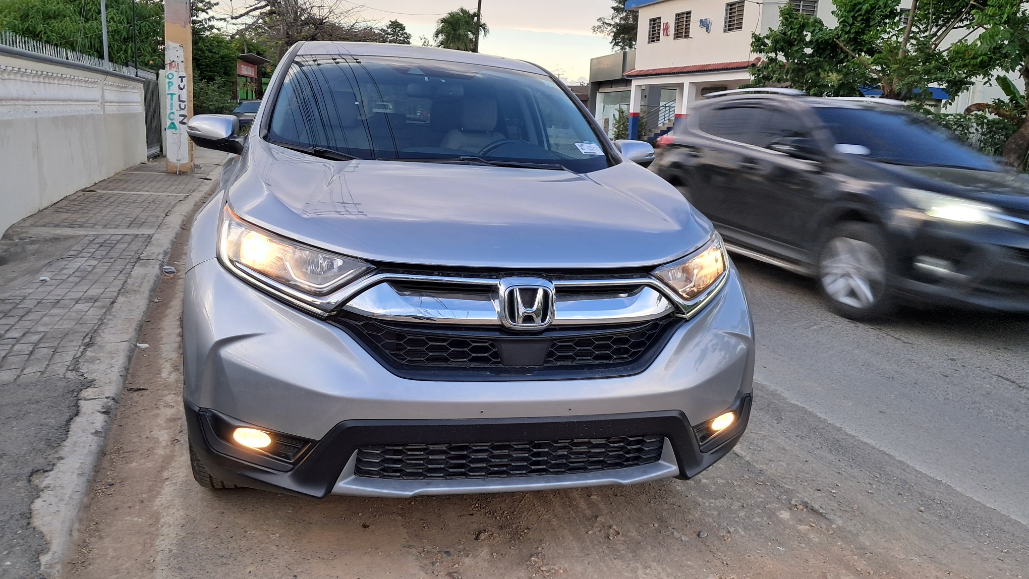 jeepetas y camionetas - Honda crv full 1.5 turbó 2018 Americano 
Llave inteligente, sonruff, 4x4, letder 3
