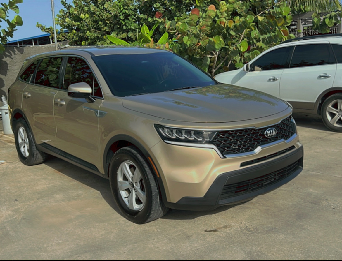 jeepetas y camionetas - kia sorento LX 2022 3