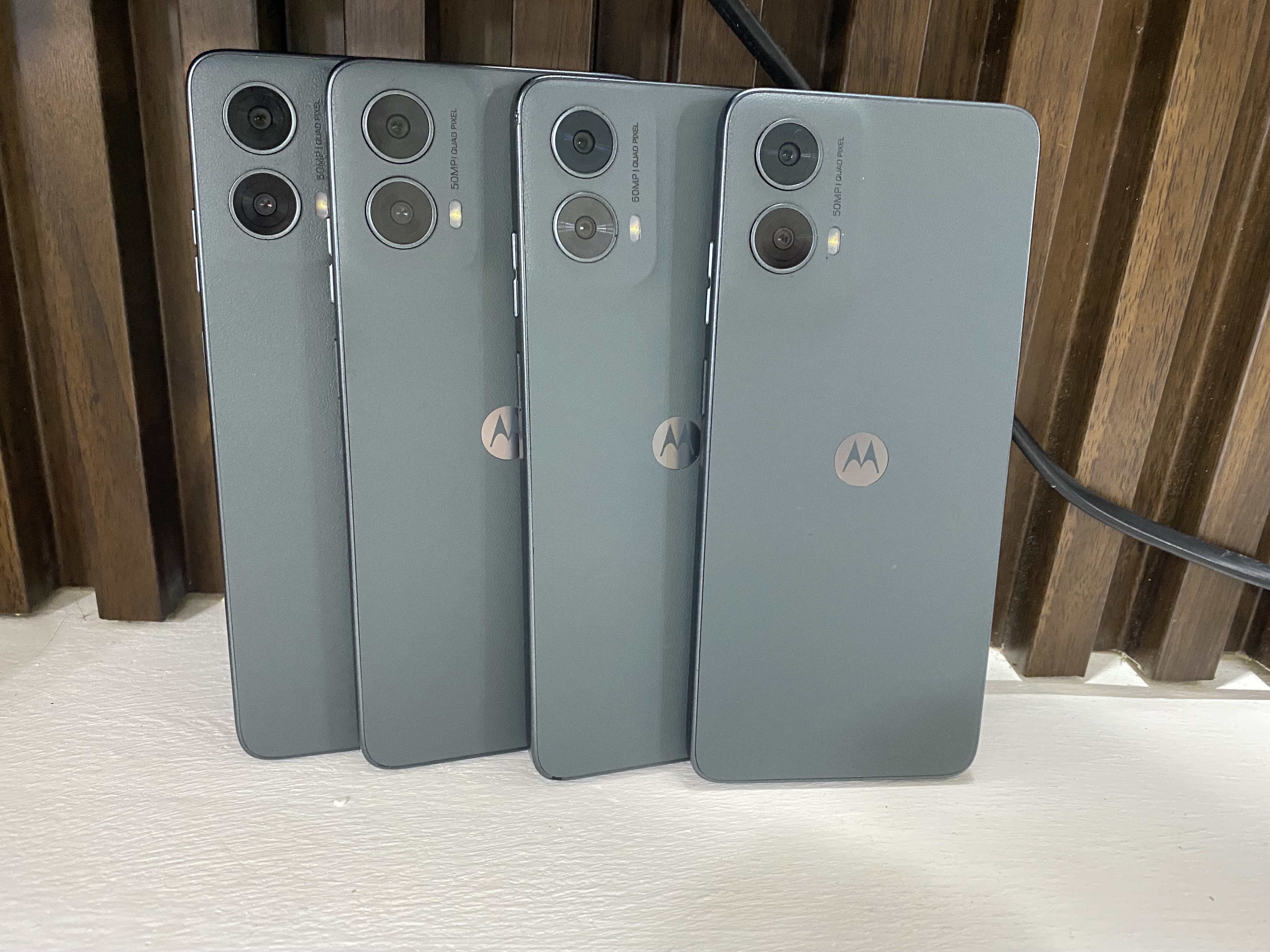 celulares y tabletas - Motorola moto g 5G 2024 128GB XT2417-1 2
