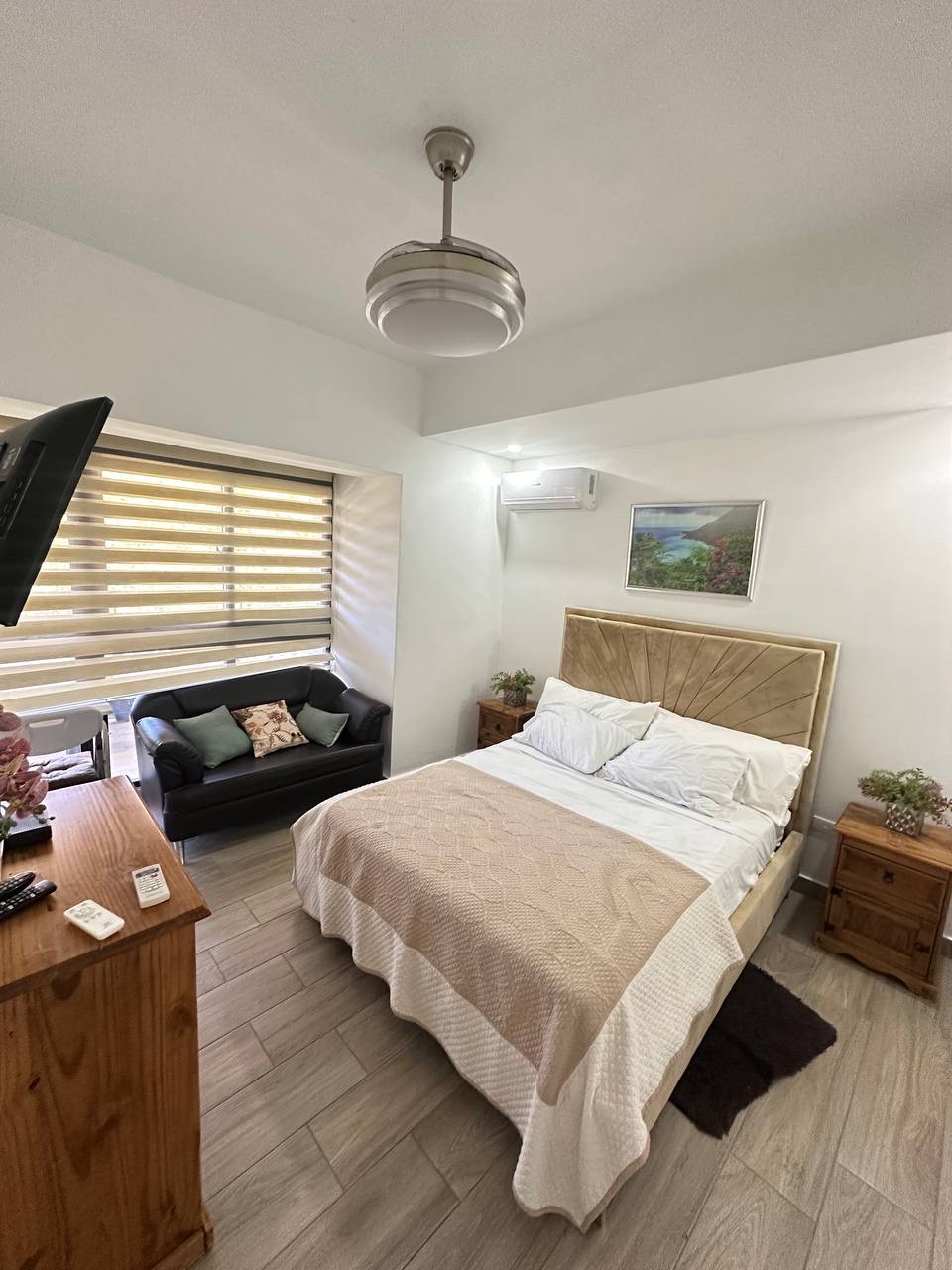 apartamentos - Moderna Habitación Amueblada con Piscina en Bella Vista  1