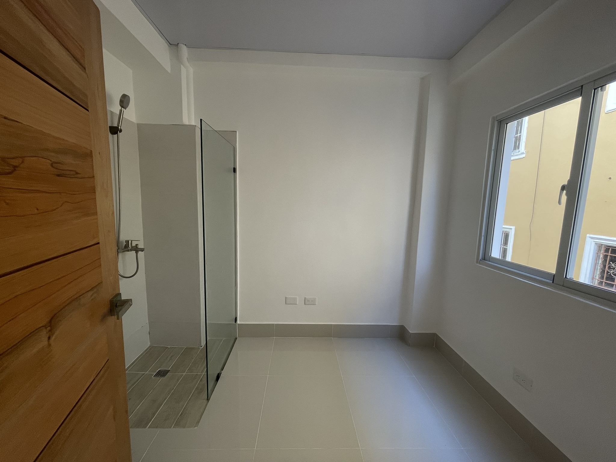 apartamentos - Apartamento en venta 3 habitaciones 2 baños 2 parqueos en Colina de Los Rios 7
