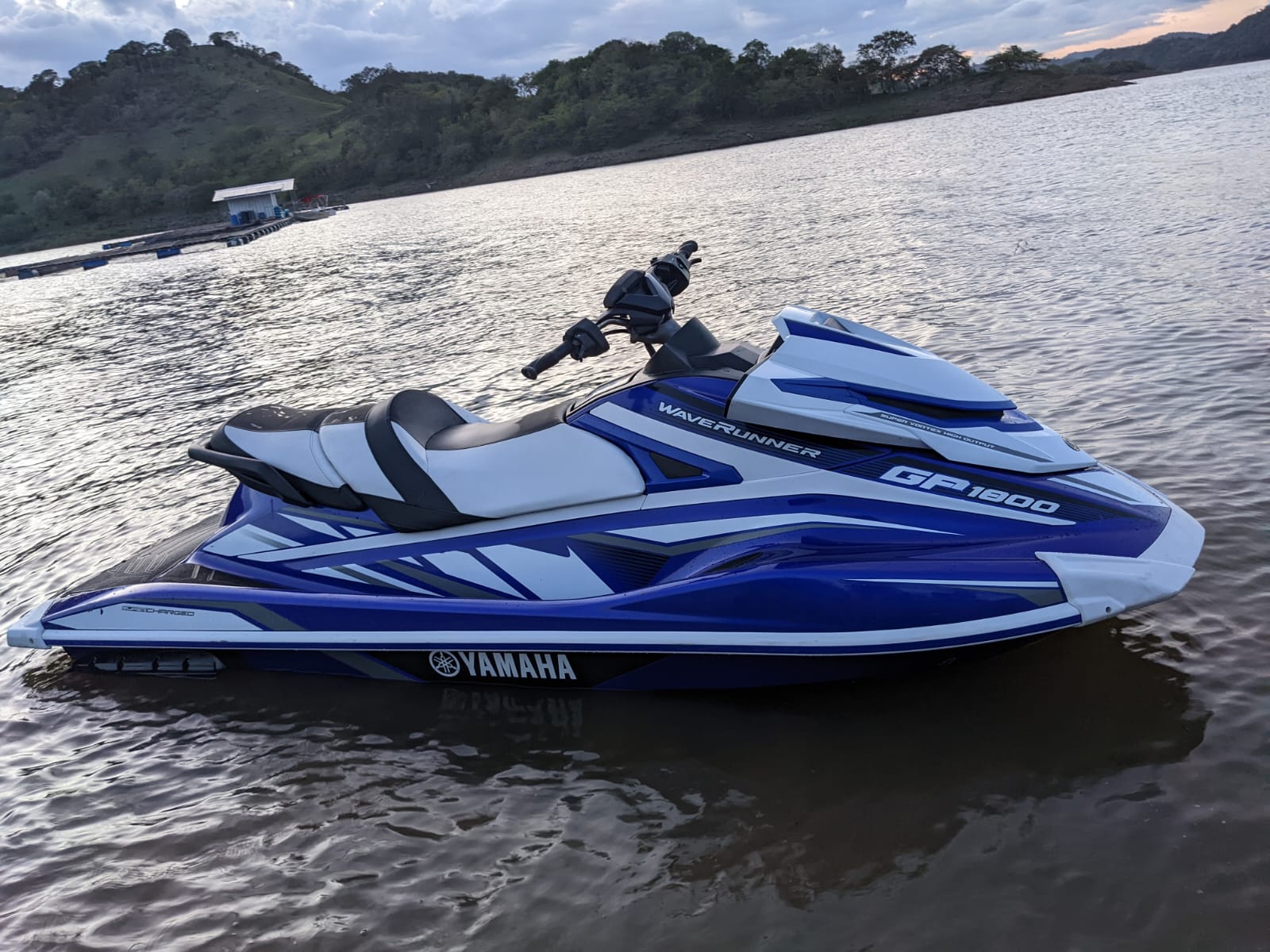 botes - 2019 Yamaha Jetski Gp800r svho 3