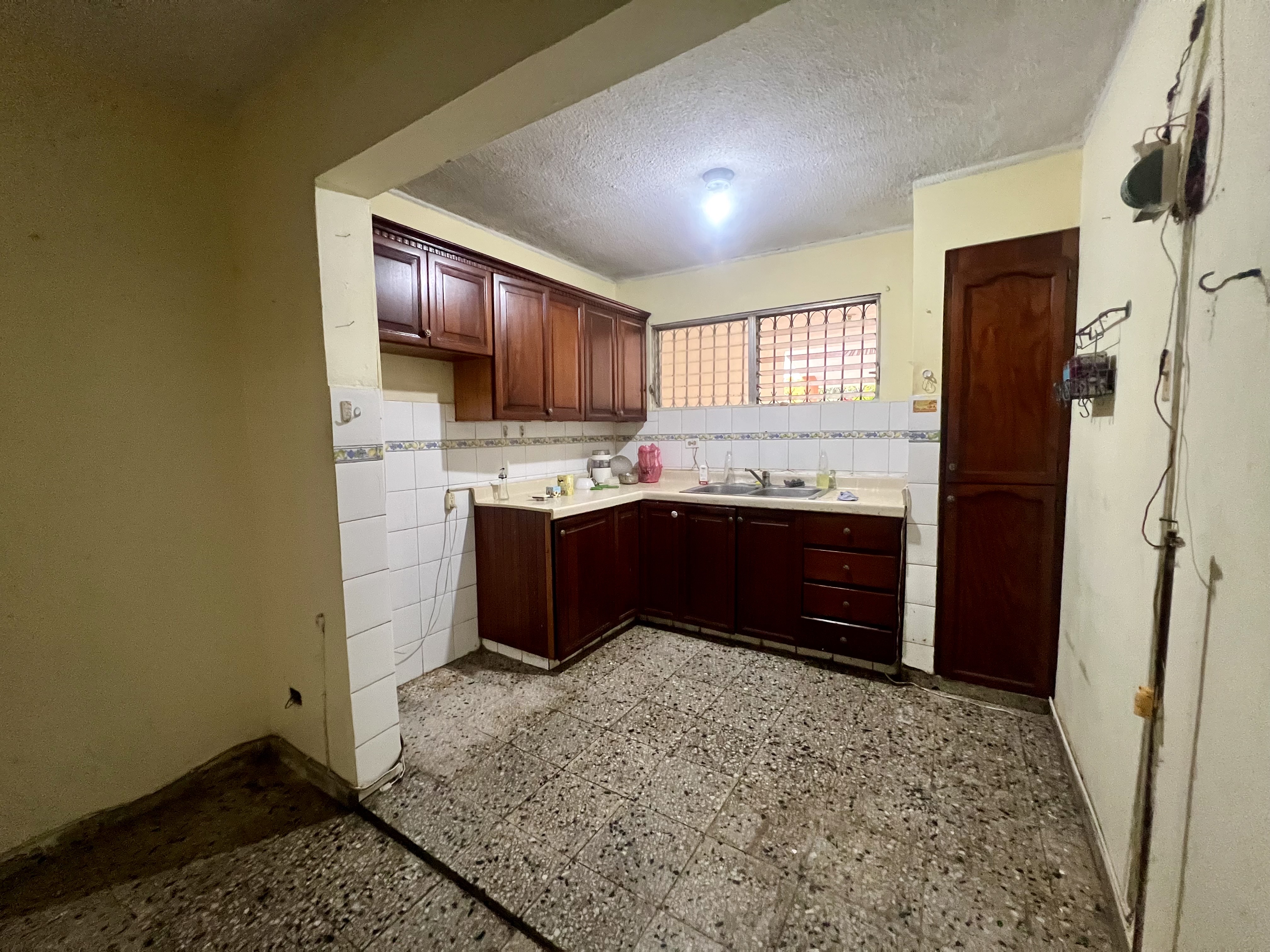 casas - Casa en Residencial Santo Domingo, Herrera

 2