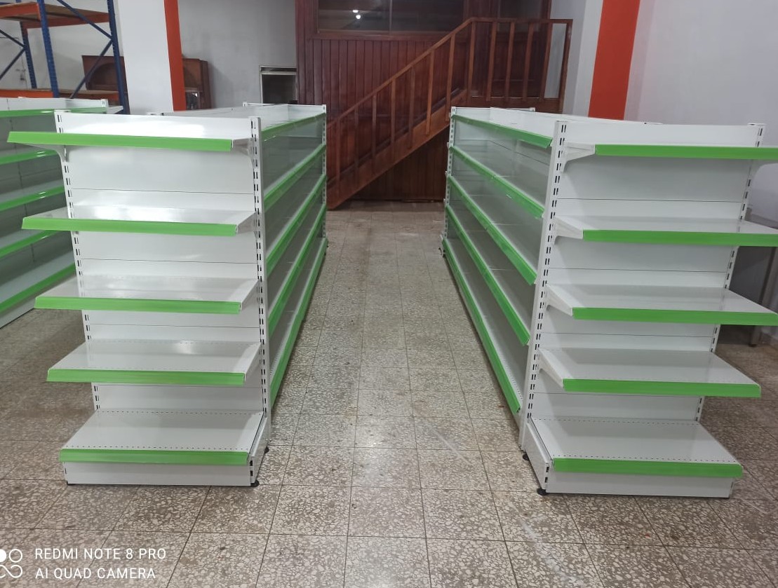 equipos profesionales - Góndolas y Estanterías para exhibición de mercancías  2