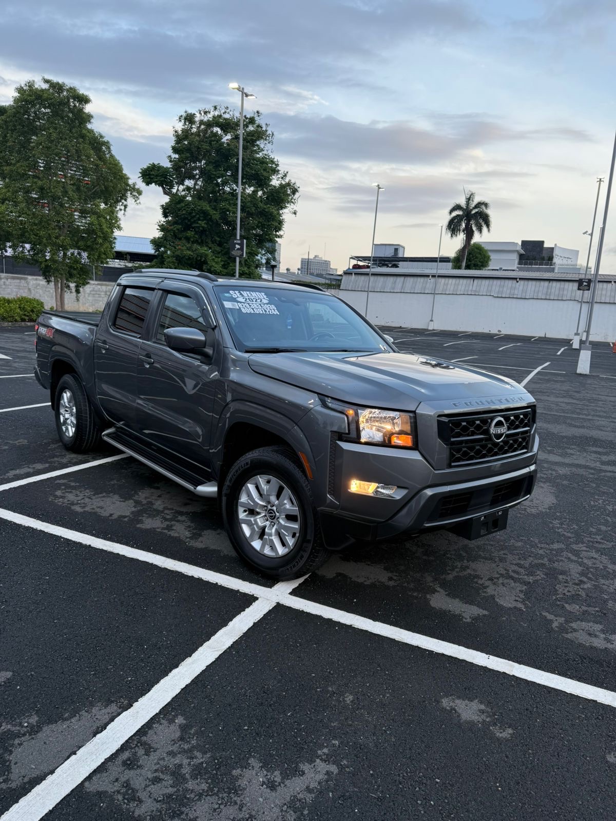jeepetas y camionetas - Nissan frontier 4x4 está nueva  7
