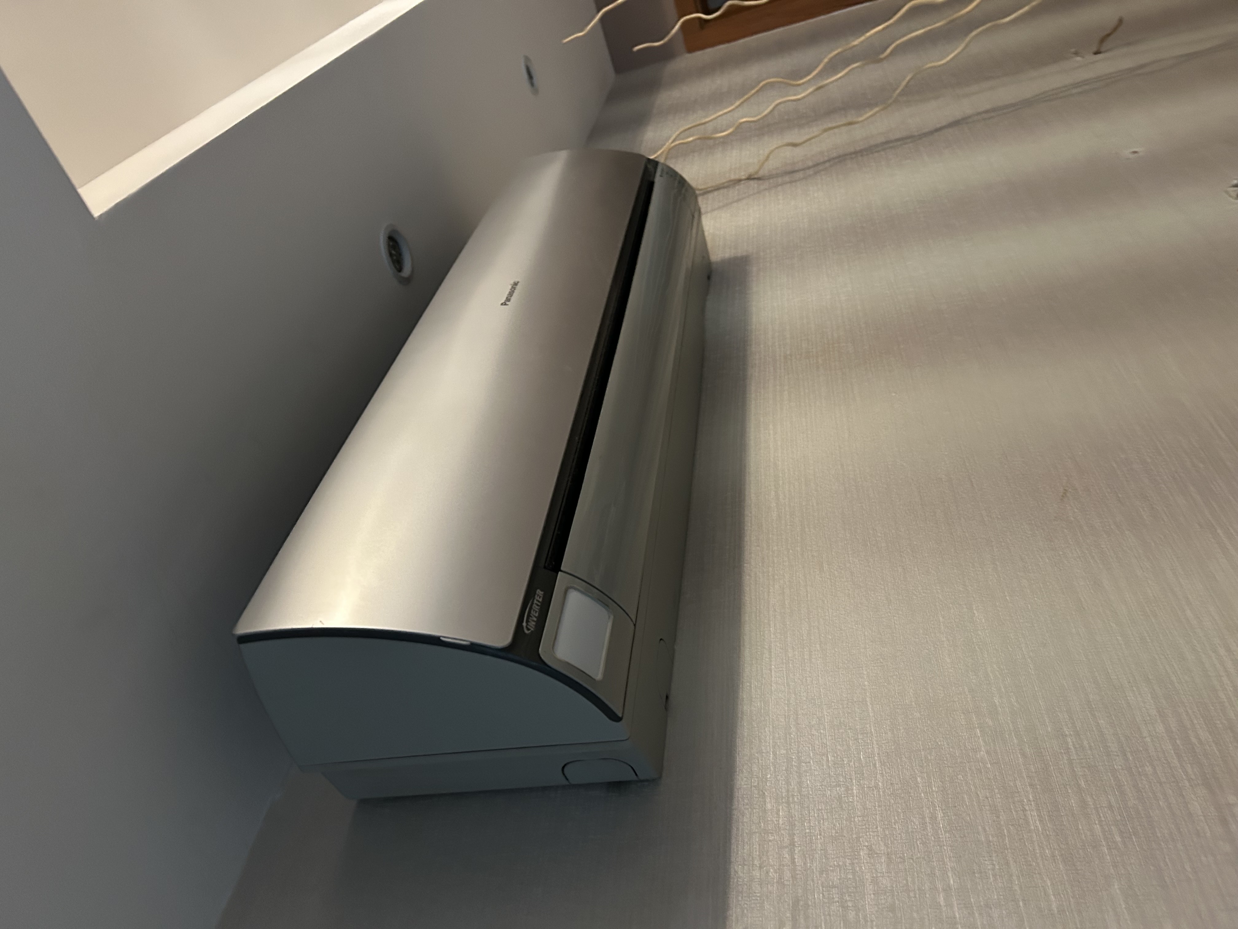 electrodomesticos - Aire acondicionado Panasonic Inverter de 24,000 BTU 1