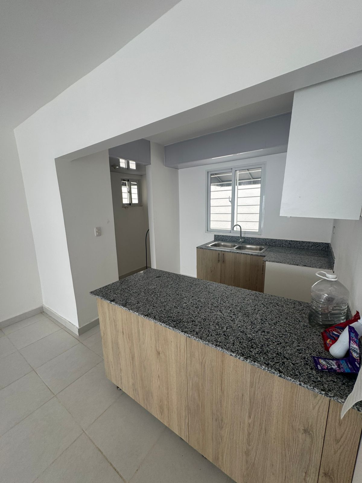 apartamentos - Piso 3 En Santo Domingo Este Residencial 6