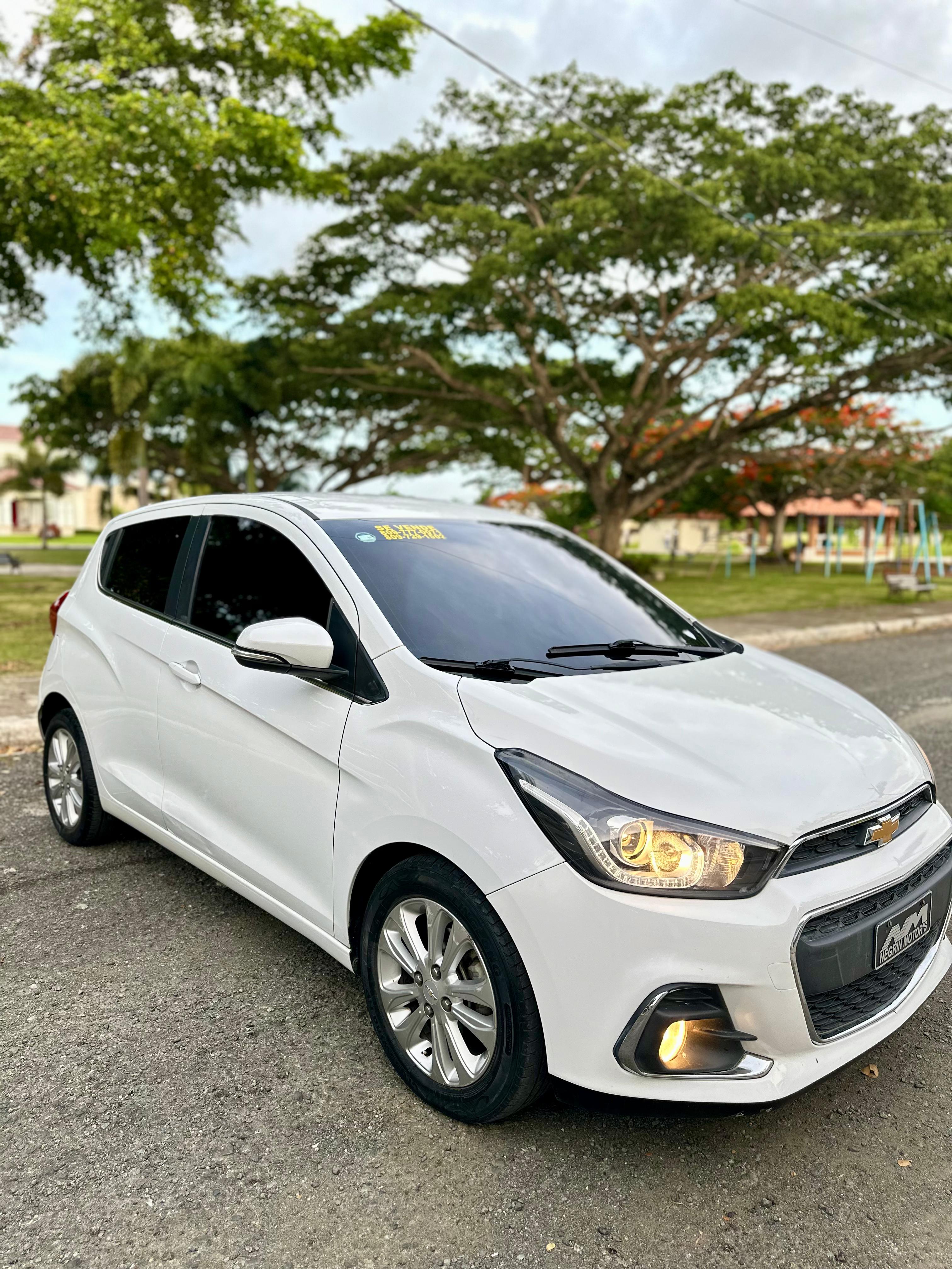 carros - Chrevrolet Spark LTZ, 2016 4