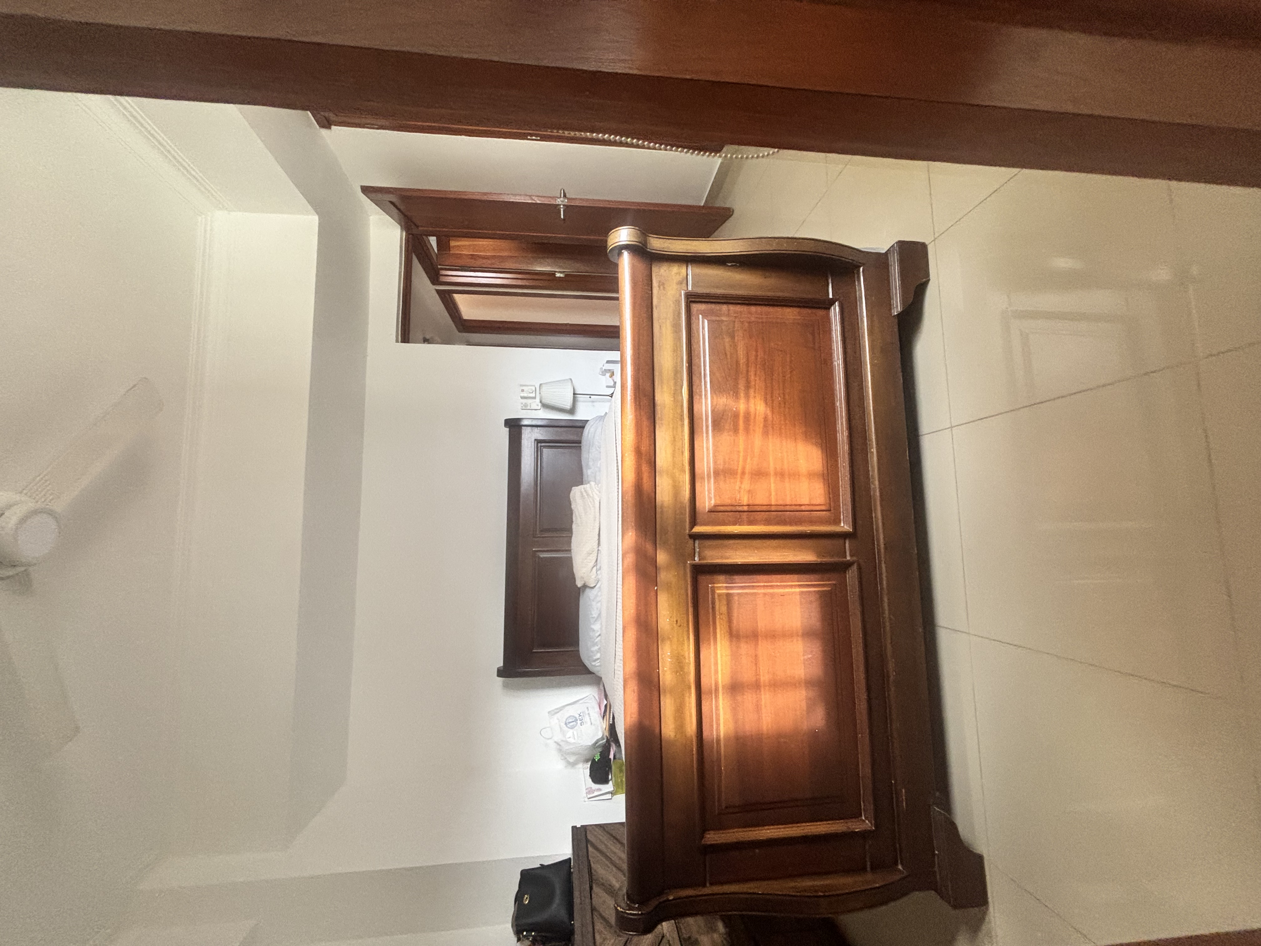 muebles y colchones - Cama queen en caoba  0