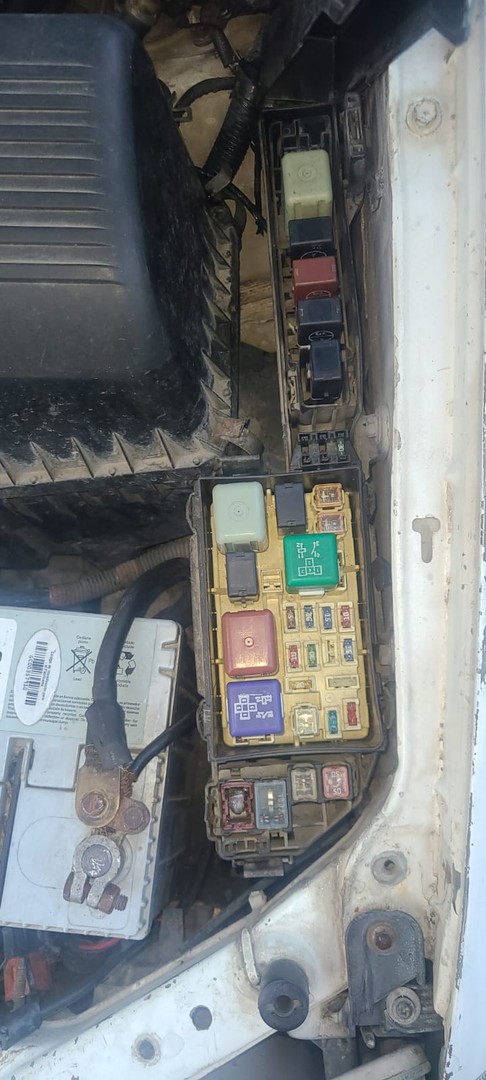 jeepetas y camionetas - Toyota sienna xl 2,000 9