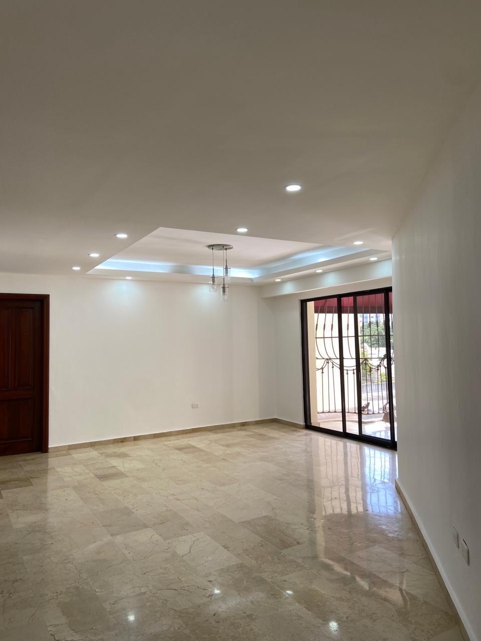 apartamentos - DE OPORTUNIDAD!! Apartamento en Piantini  0