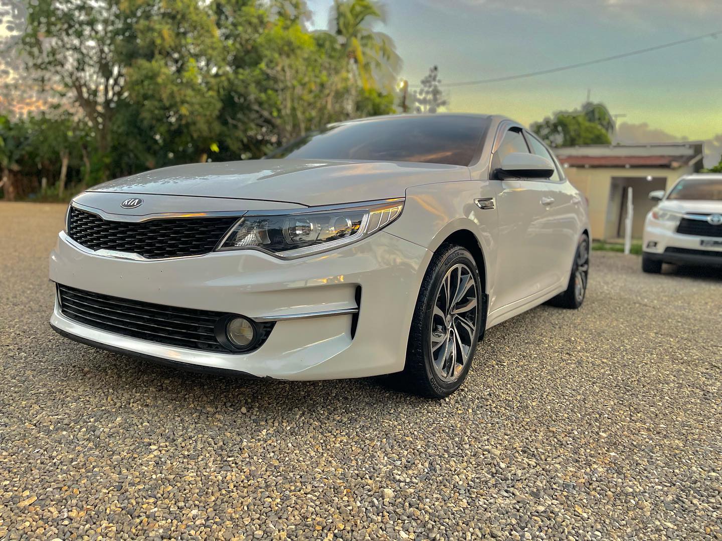 carros - KIA K5 PARA ALQUILER 2