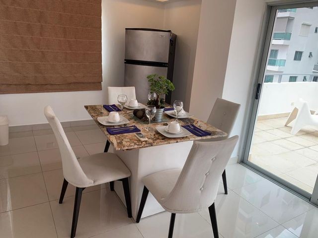 apartamentos - Apartamento amueblado en alquiler con terraza privada, aire acondicionado, 130m2 2