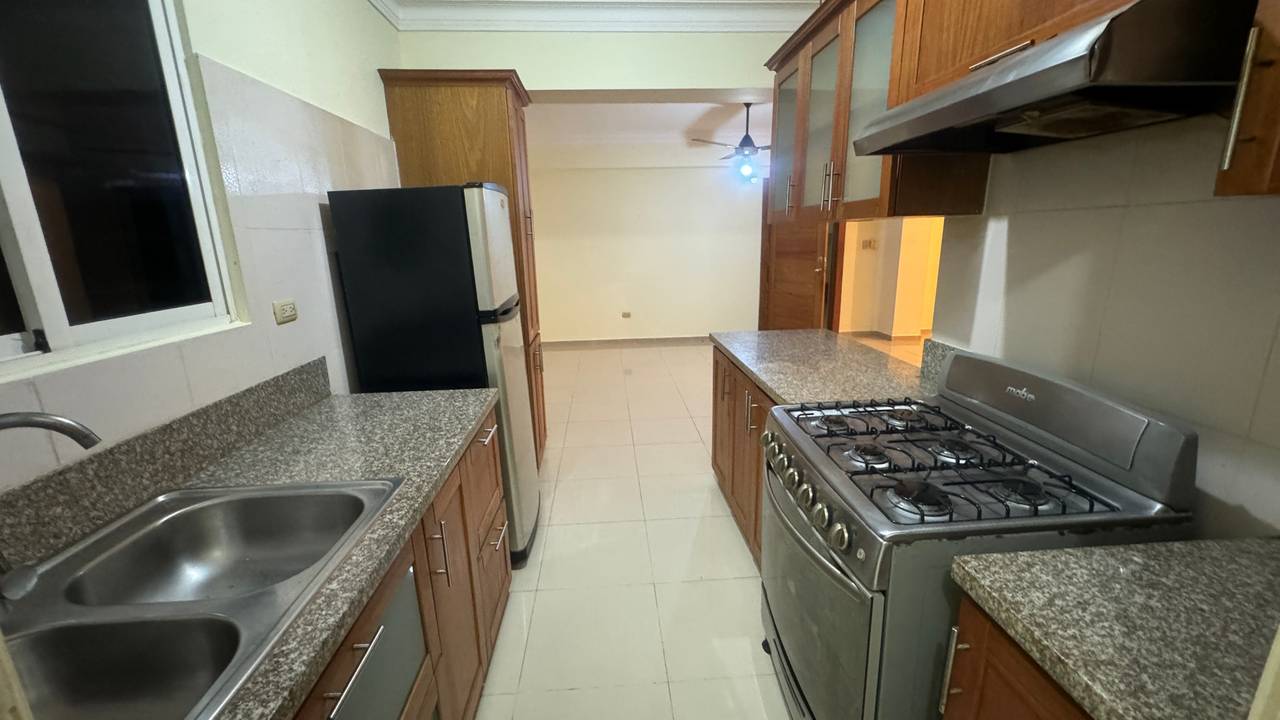 apartamentos - Apartamento 89.2m2, primer piso, sala-comedor, 2 h 3