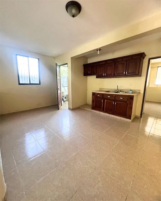 casas - CASA en Venta de dos Niveles 2