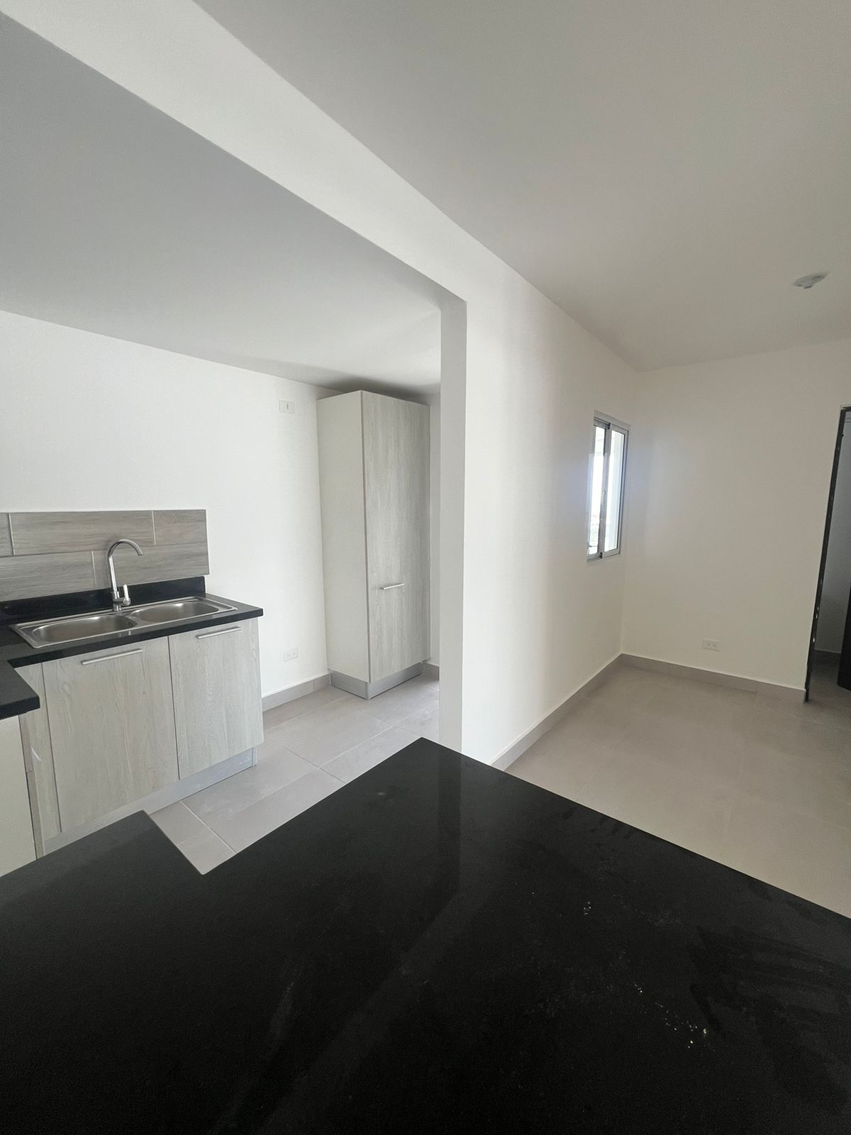 apartamentos - Alquilo Apto Prox. a la Av. Cayetano Germosen, KM6 8