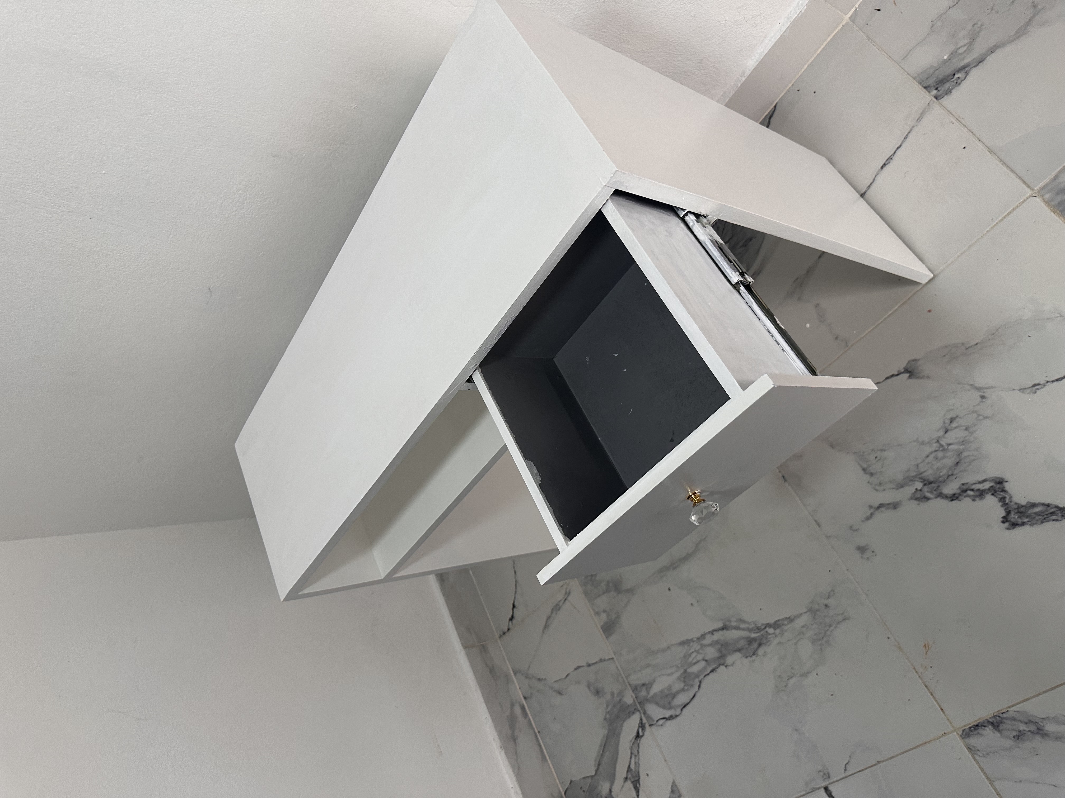 muebles y colchones - MESA PARA MANICURISTA  2