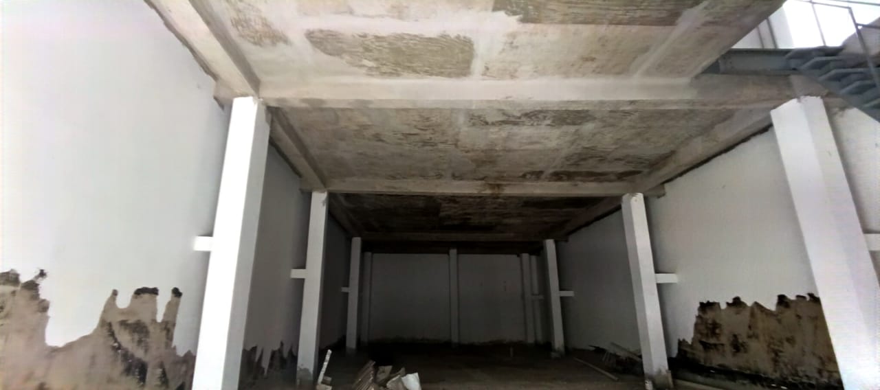 oficinas y locales comerciales - PIANTINI EXCELENTE PUNTO OPORTUNIDAD- SIN INTERMEDIARIOS- LOCAL EN UNA 1 ERA   2