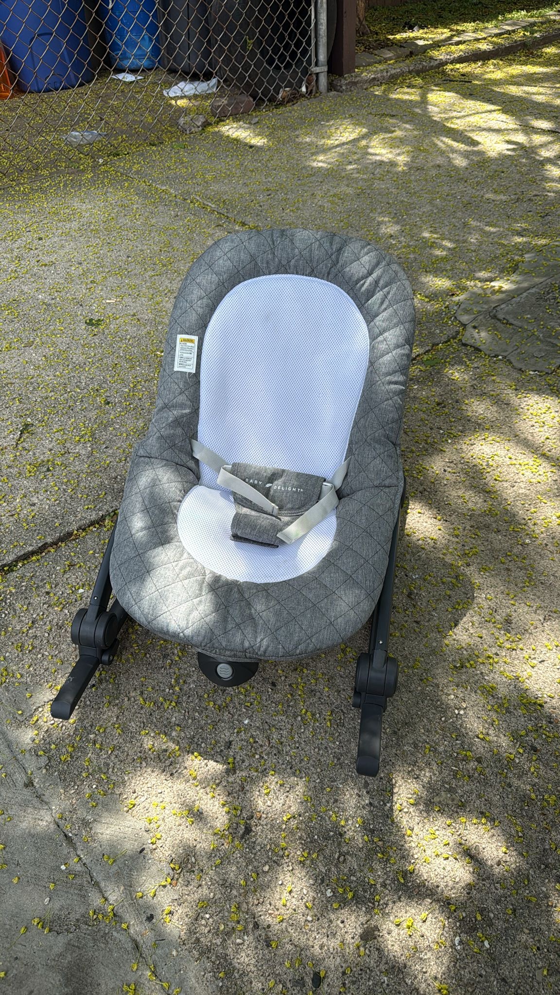 coches y sillas - Bebe silla mecedora 1