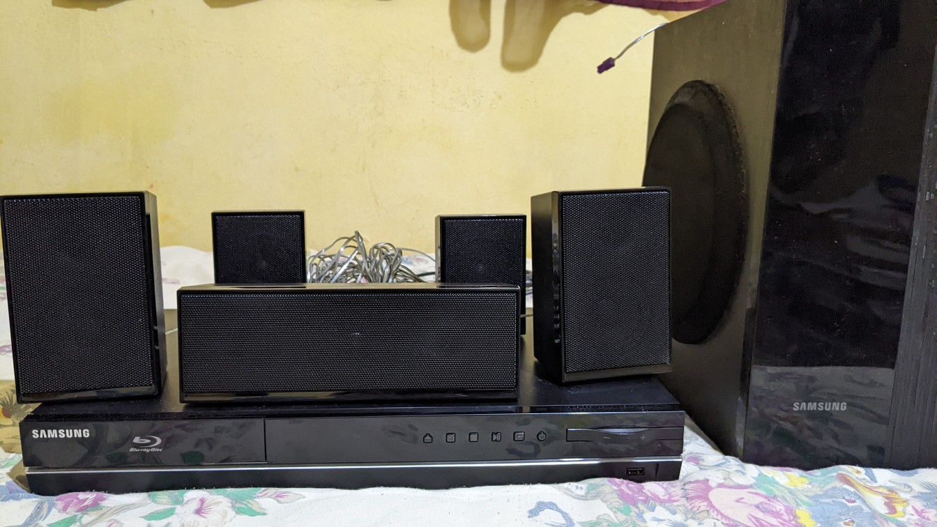 camaras y audio - Samsung Home Theater System Blu-ray 0