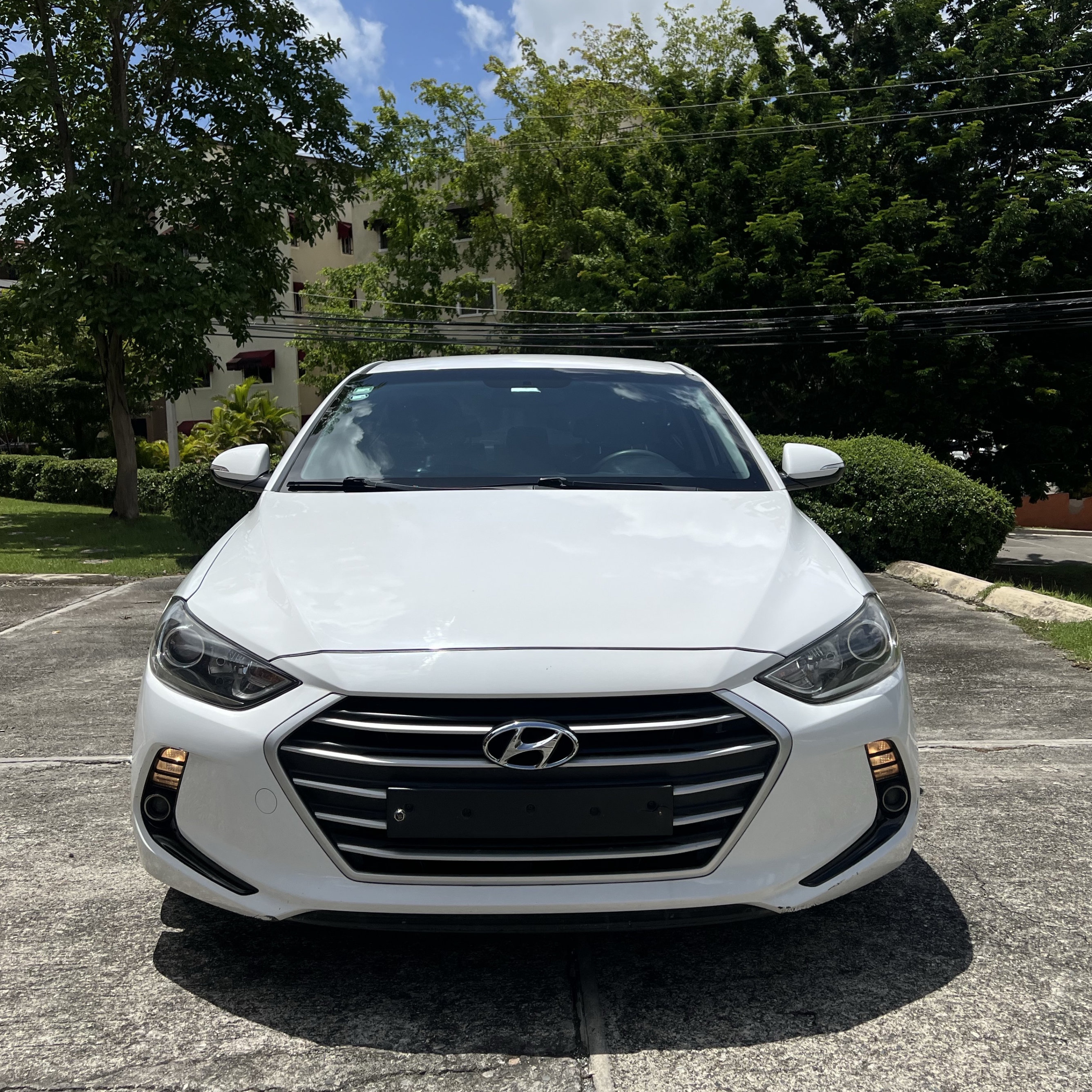carros - Hyndai Avante 2018 blanco