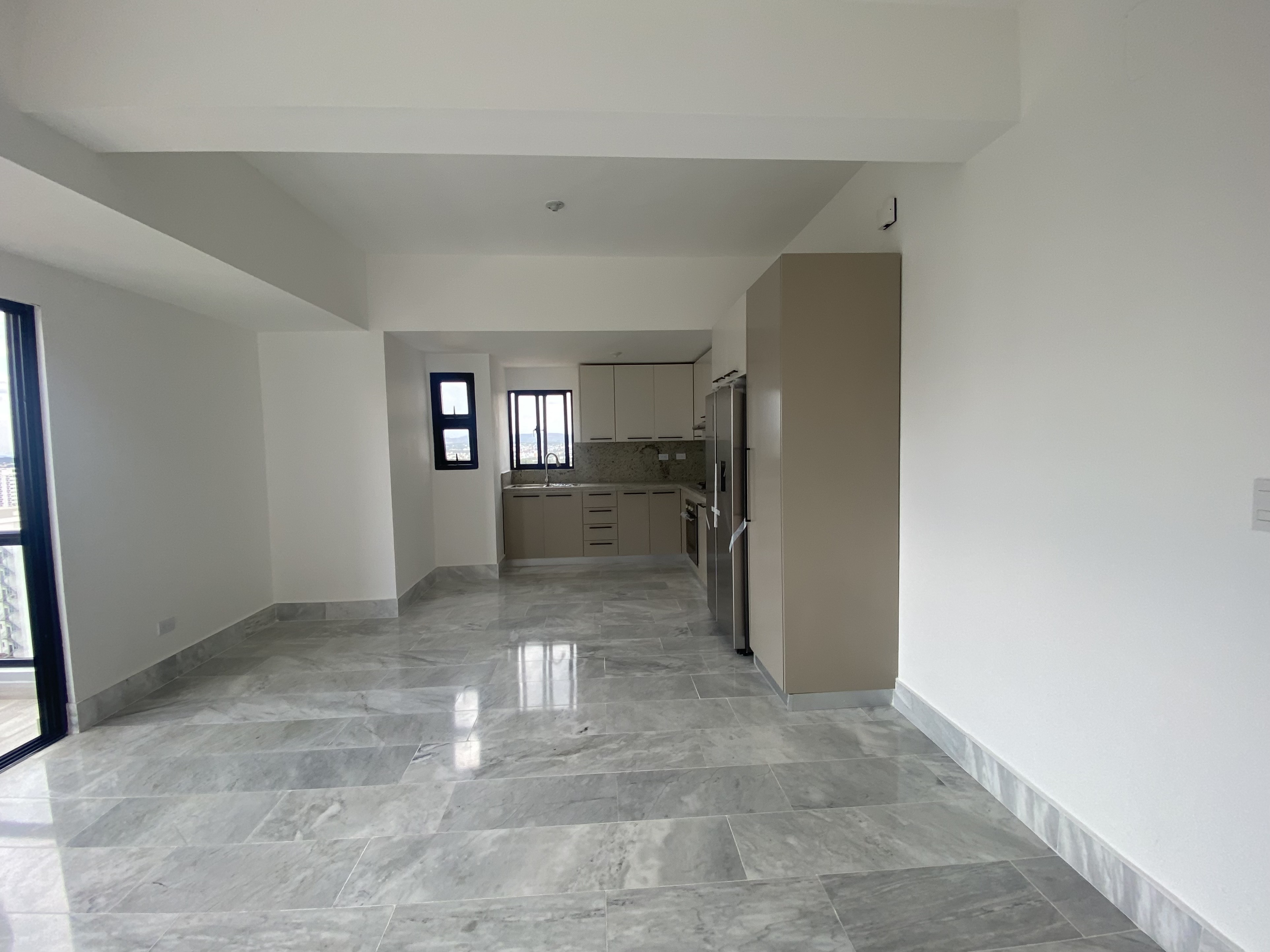 apartamentos - Apartamento a estrenar en piso alto de venta en La Esmeralda 8