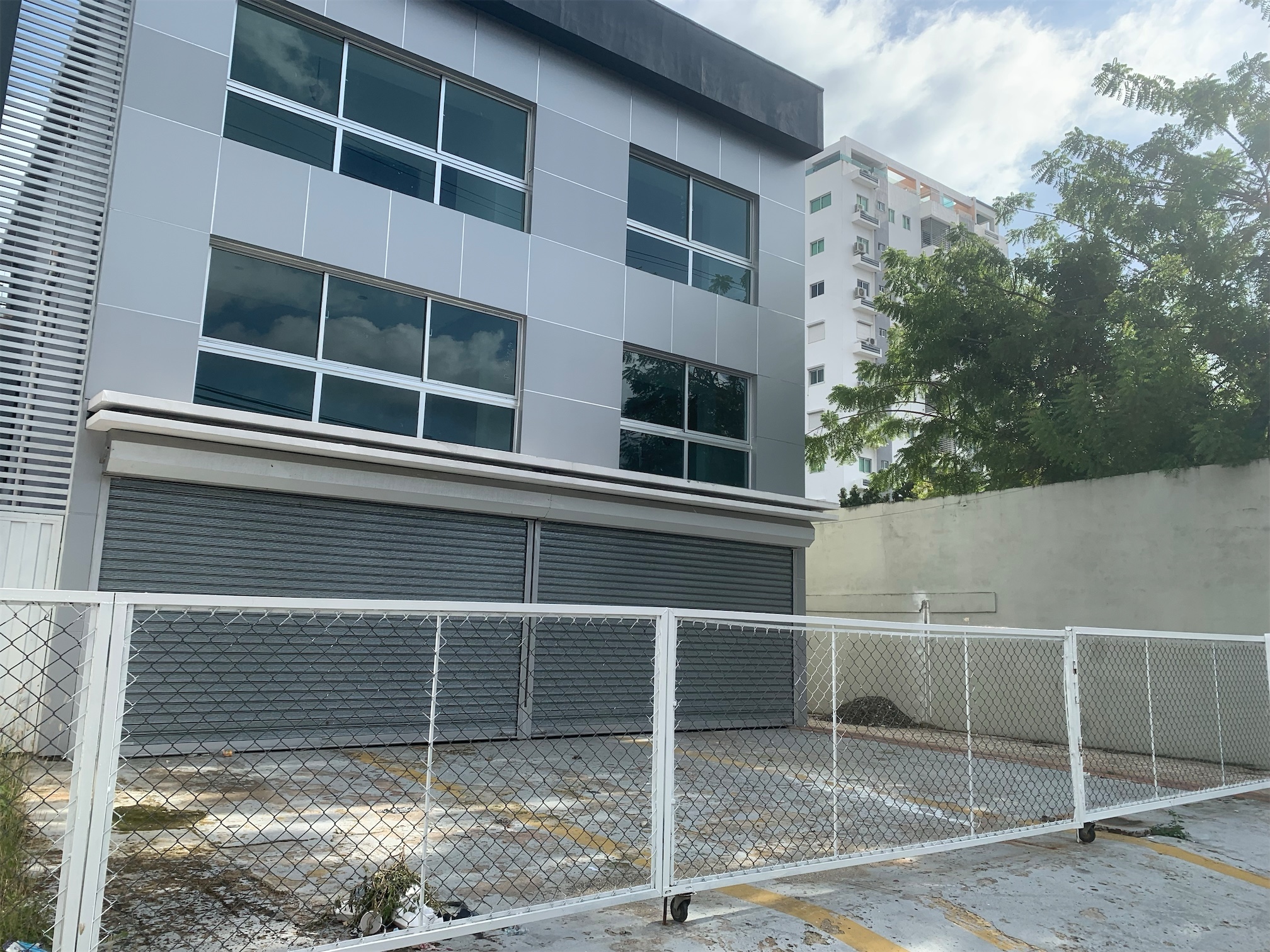 oficinas y locales comerciales - De oportunidad local espacio abierto 5