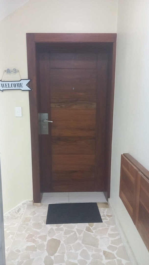 apartamentos - Evaristo Morales.Lujoso apto 178mtsNivel 33 HabMantenimient 9