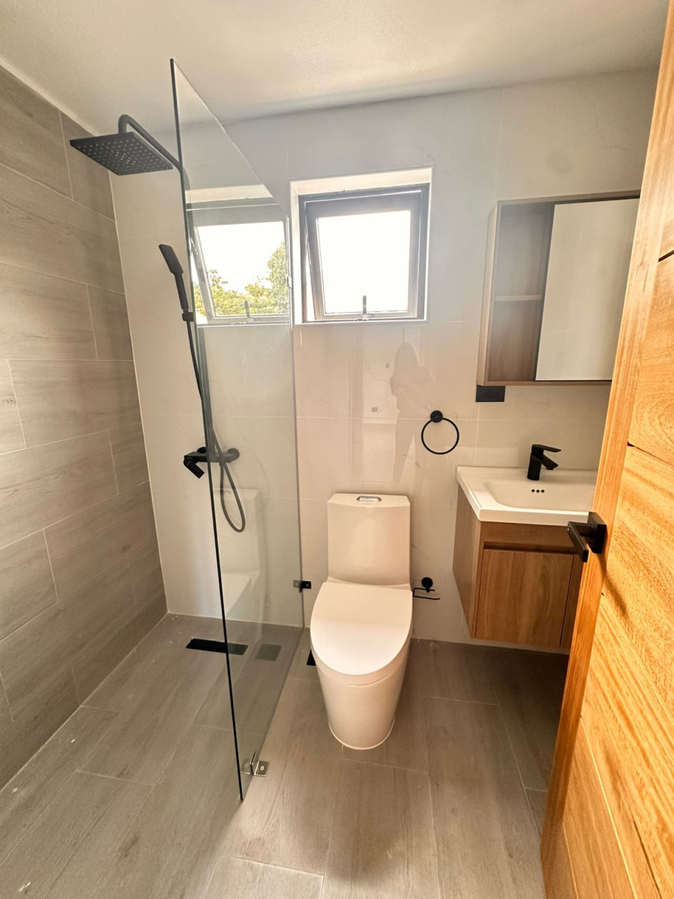 apartamentos - Apartamento en Alquiler 1H, 1.5B, 1P, 1re Nivel 5