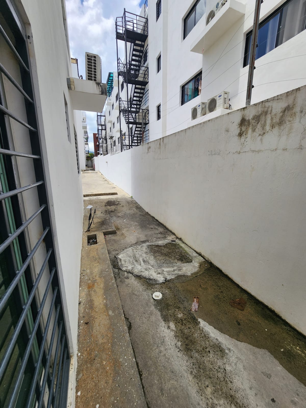 apartamentos - Alquiler primer nivel Llanos de Gurabo  4