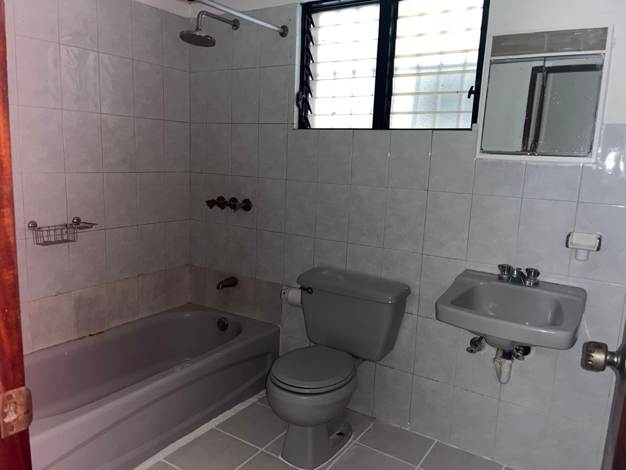 apartamentos - Alquilo apartamento en Gazcue  6