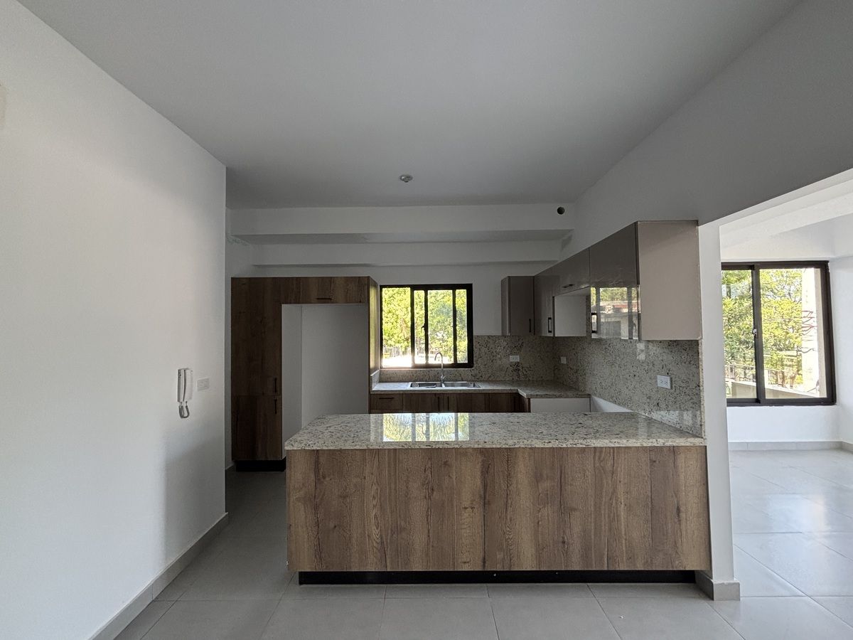 apartamentos - Apartamento Nuevo con Terraza en Los Prados 4