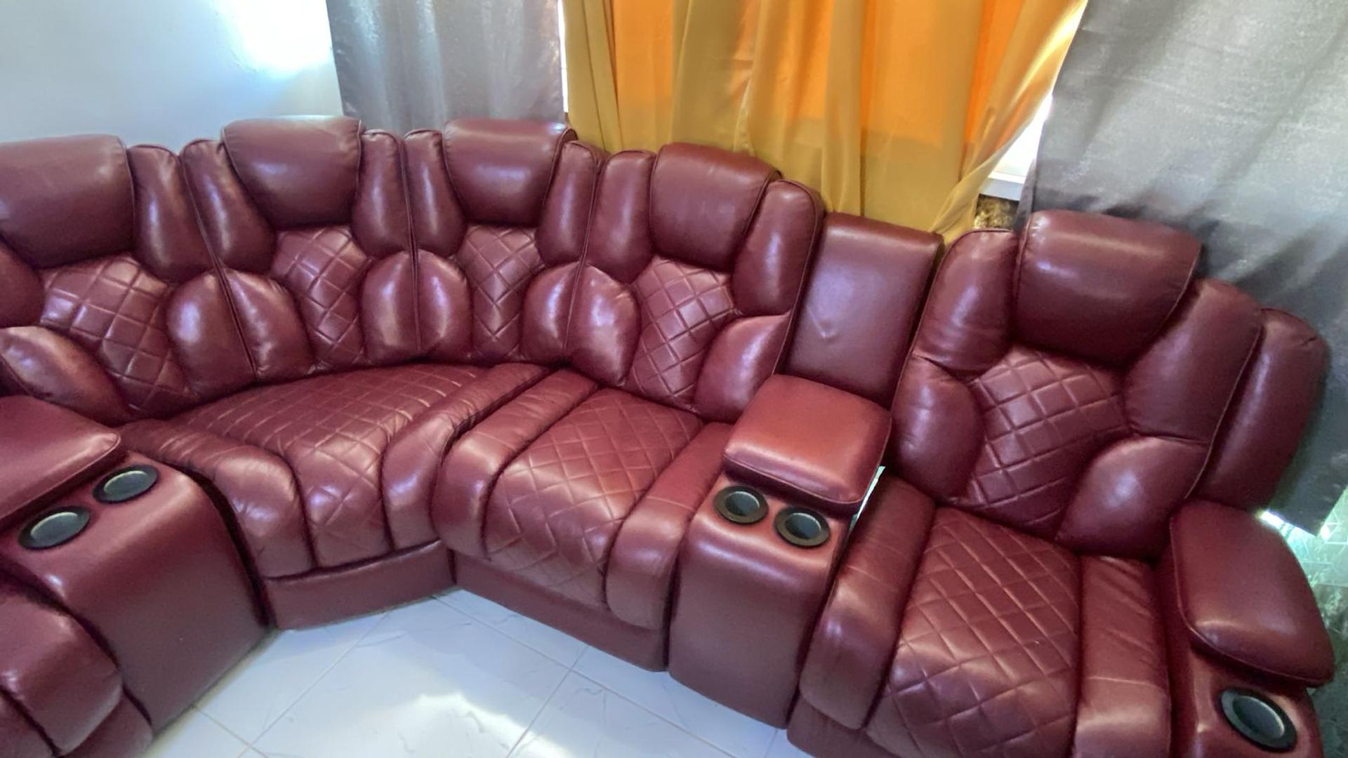 muebles y colchones - Juego De Muebles de leder  3 de ellos se reclinan pidan video para enseñárselo  3