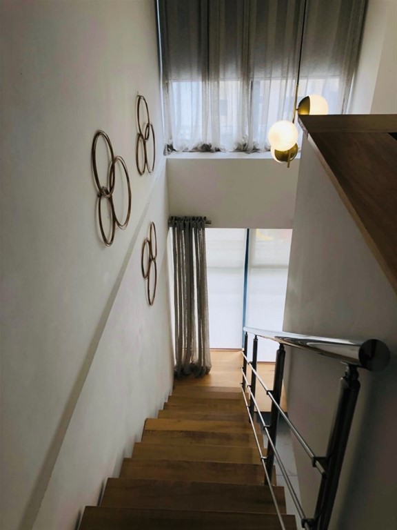 apartamentos - Alquilo tipo loft amueblado en Evaristo Morales 