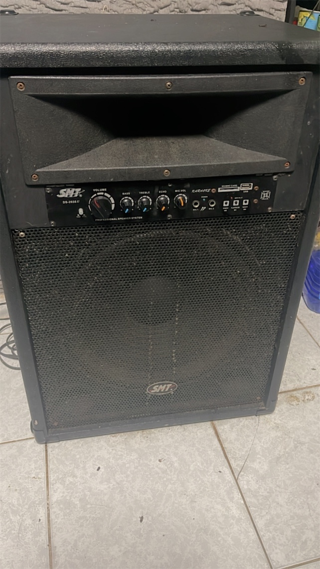 camaras y audio - Bocinas 4