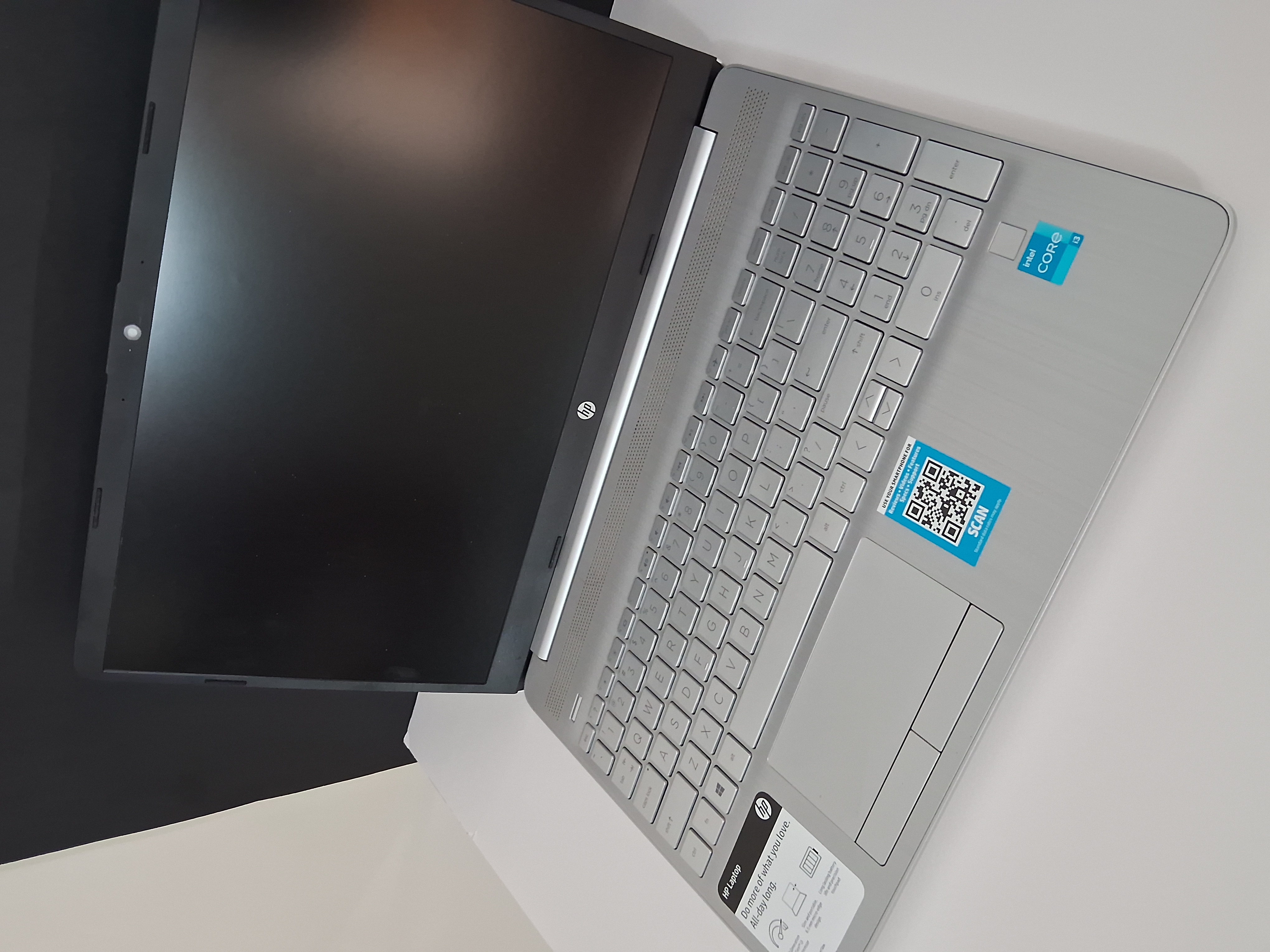computadoras y laptops - Laptop HP intel core i5 nueva 0
