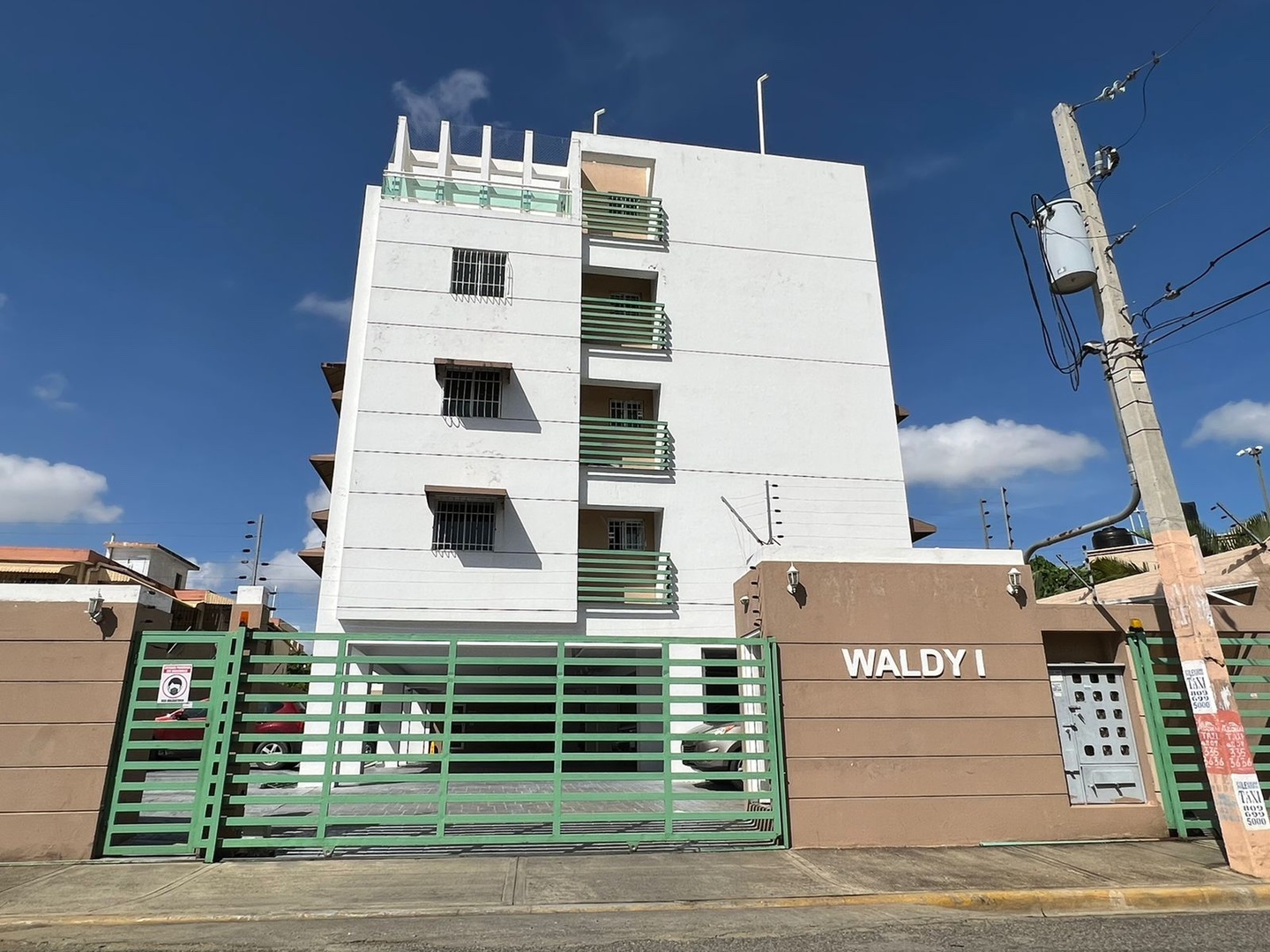 apartamentos - Venta de apartamento en vista hermosa Santo Domingo este de 163mts
