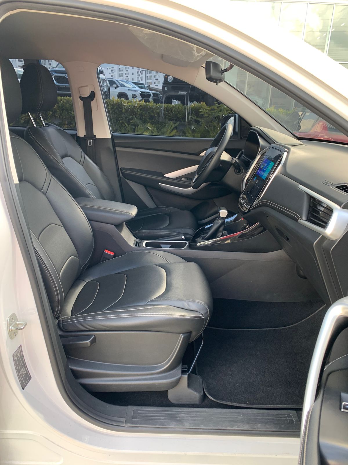 jeepetas y camionetas - Chevrolet Captiva LT 2022 3