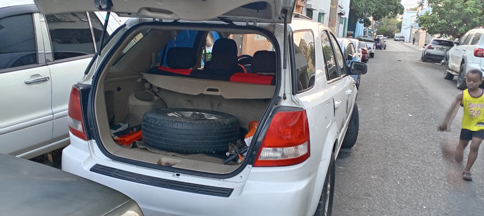 jeepetas y camionetas - VENDO KIA SORENTO 2004 4