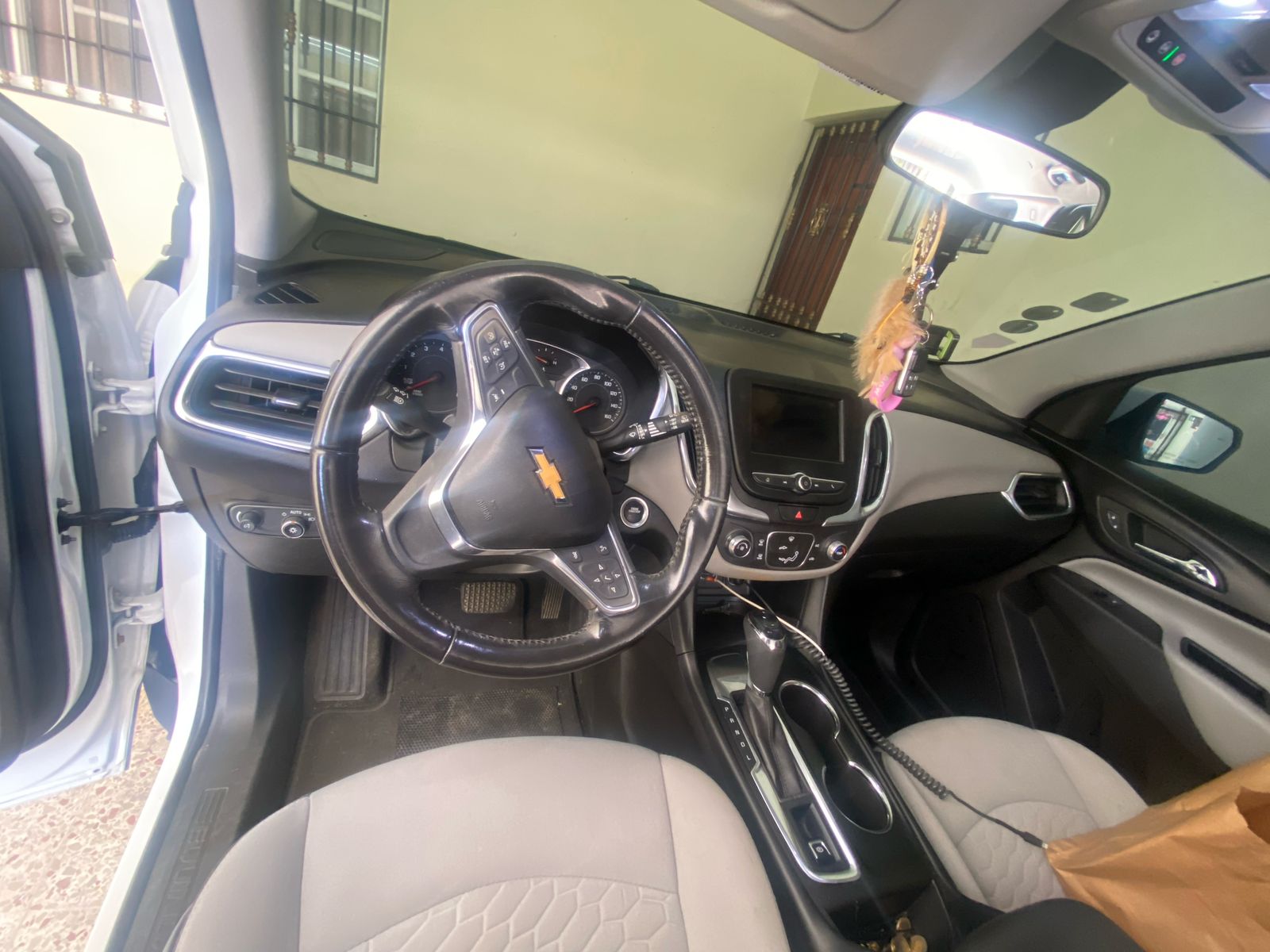 jeepetas y camionetas - Vendo Chevrolet Equinox 2019 4