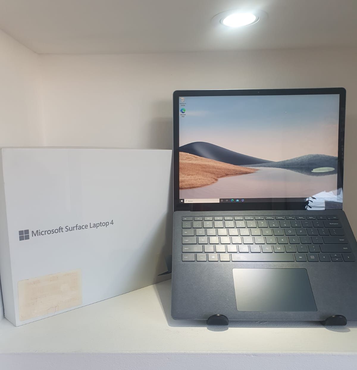 computadoras y laptops - Laptop Microsoft Surface 4 13.5" QHD, Core i5 11th, 512GB SSD, 8GB RAM, Nueva