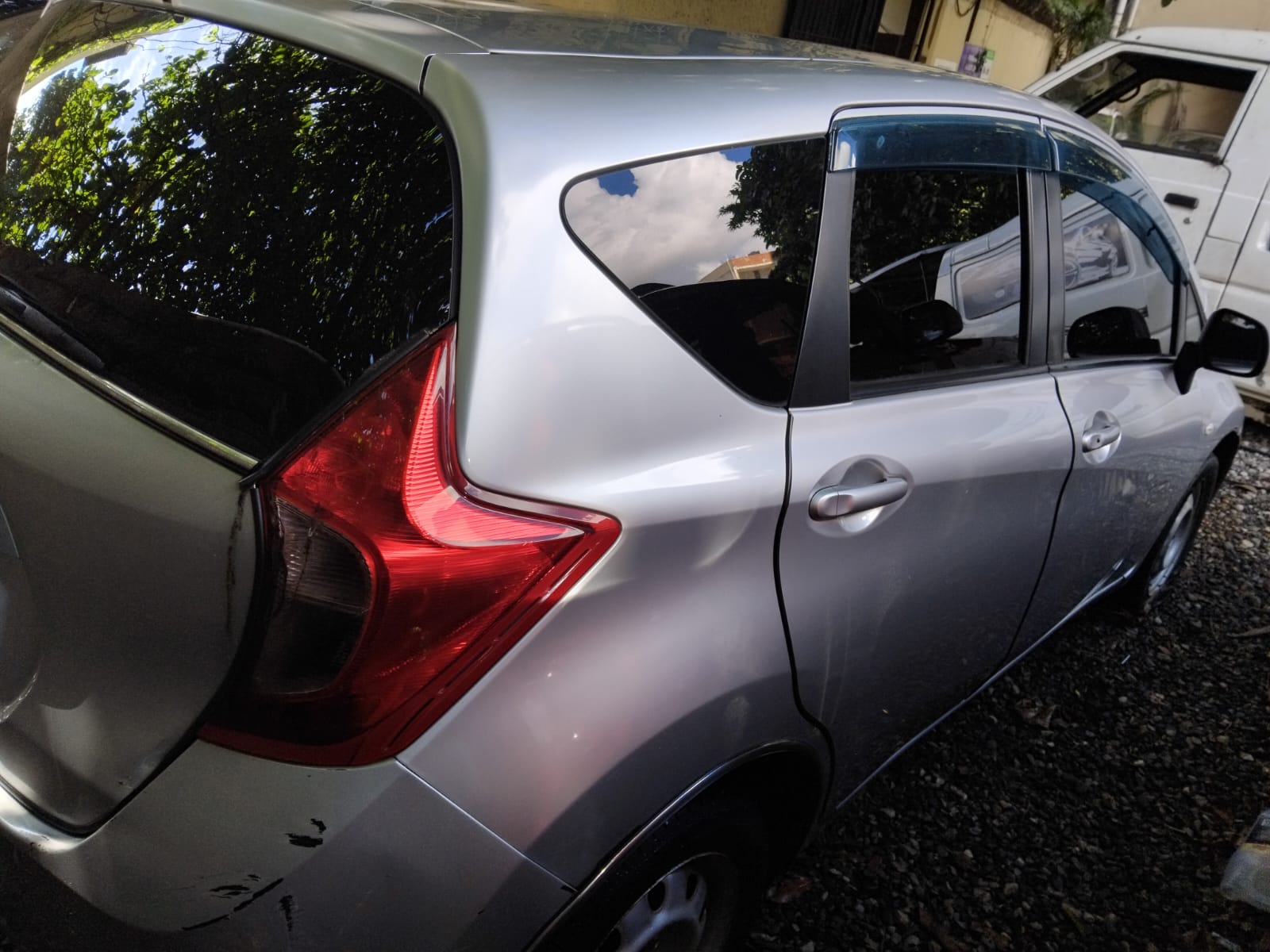 carros - NISSAN NOTE 4