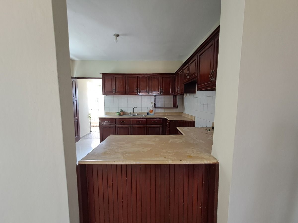 apartamentos - Apartamento 4to piso Urb. Solimar 3