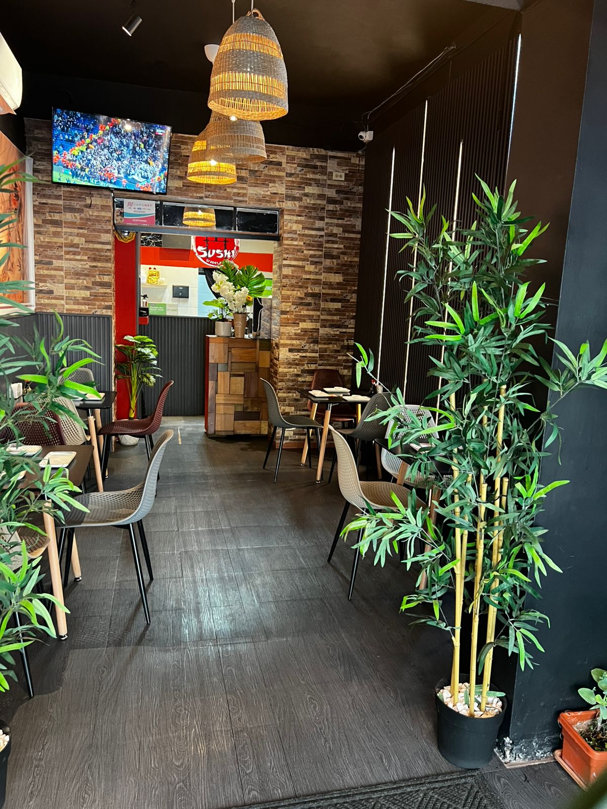 oficinas y locales comerciales - Alquiler, Local Comercial Ubicado en Gazcue 1