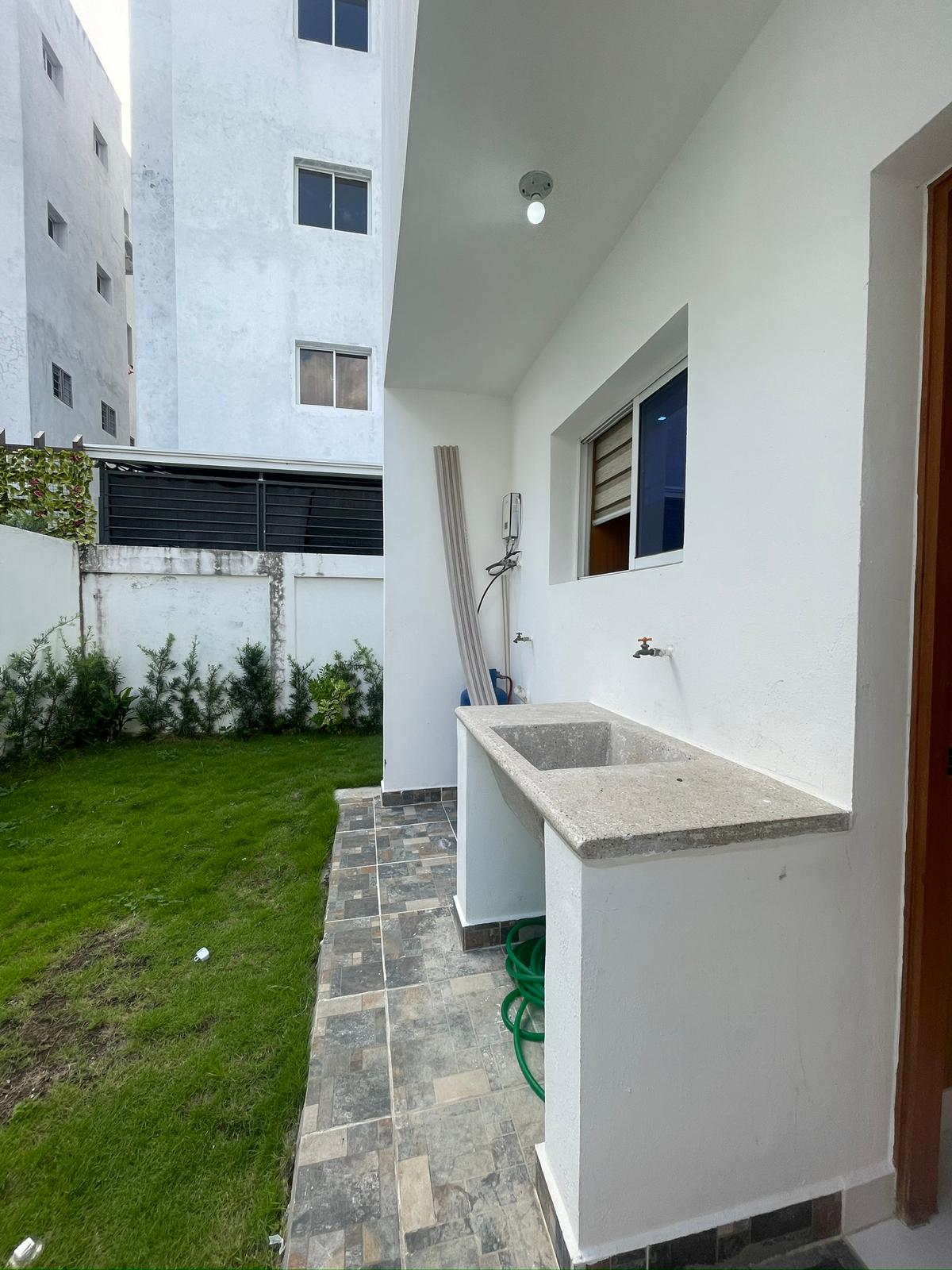 casas - CASA EN VENTA EN RESIDENCIAL CERRADO. 0
