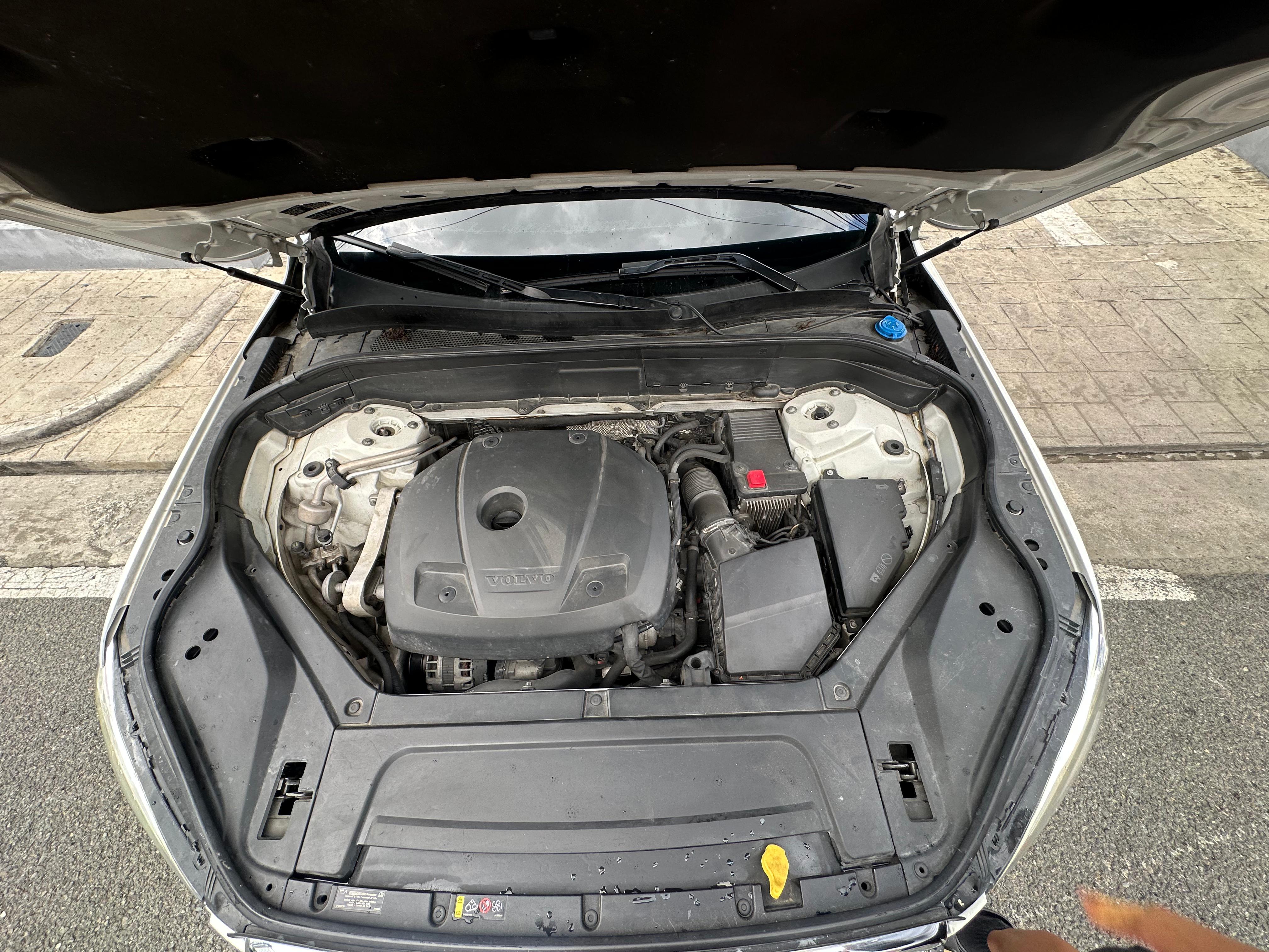 jeepetas y camionetas - VOLVO XC90 T5 MOMENTUN 2019 7