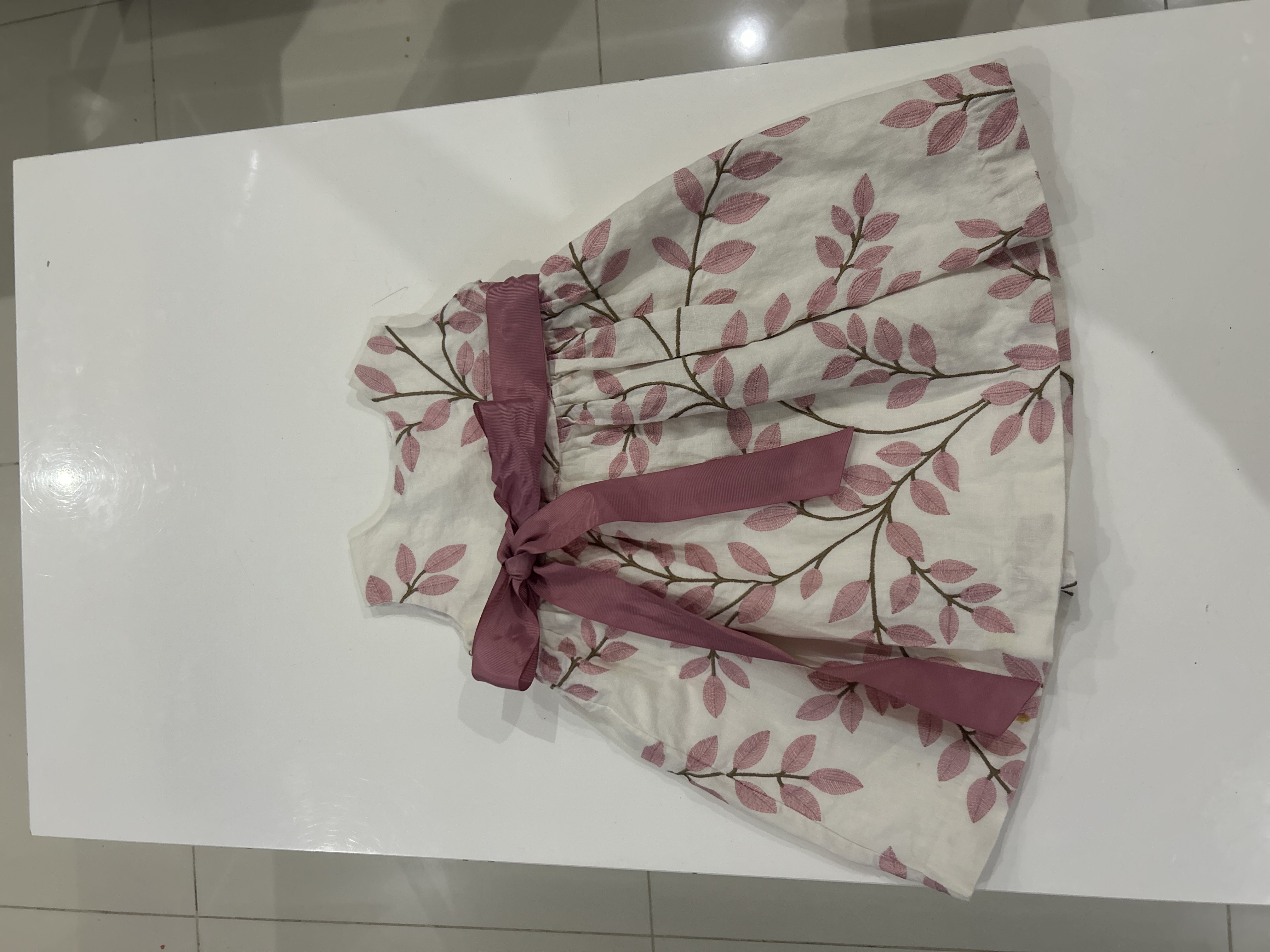 ropa y zapatos - Vendo en combo 5 outfits para niñas de 2 años 2