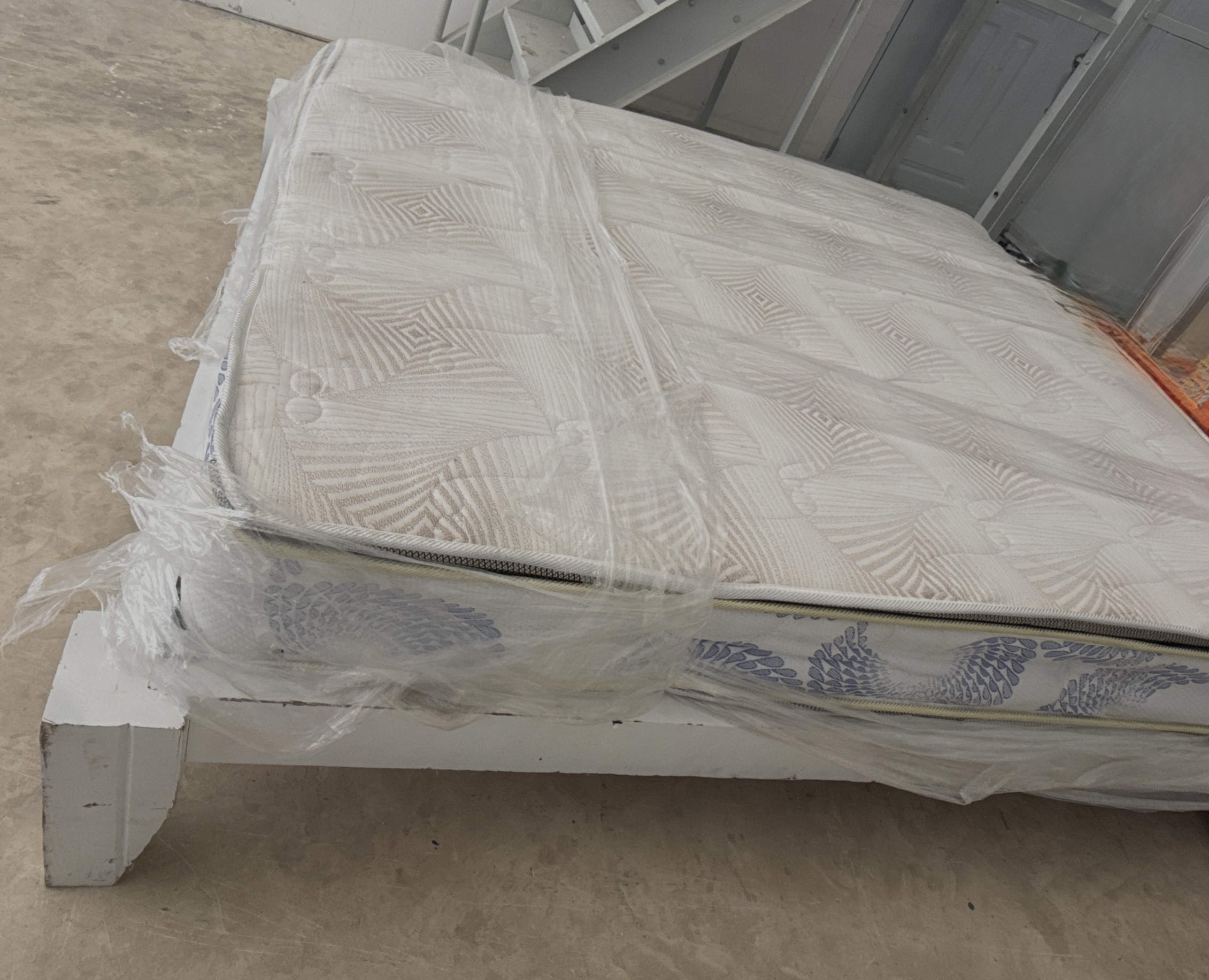 muebles y colchones - Cama con colchón  4